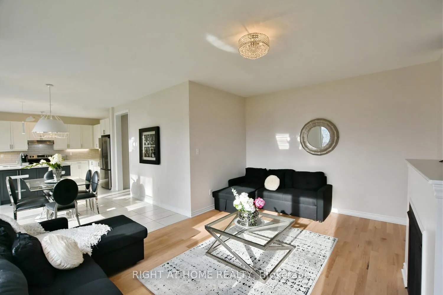 94 KIRBY Avenue