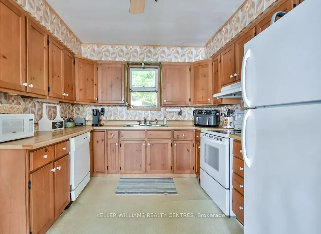 379 Champlain Road