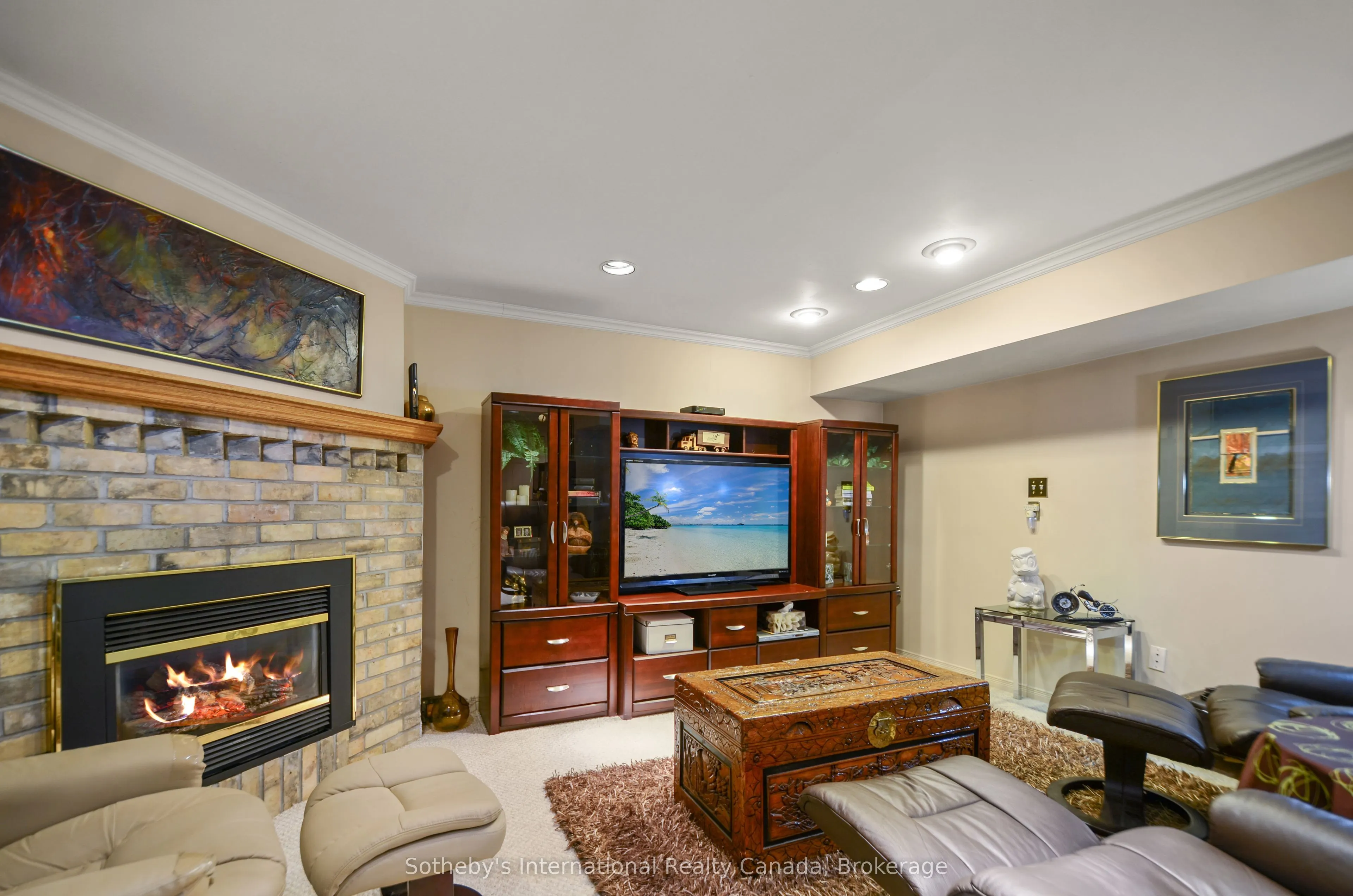 1 Olive Crescent #5