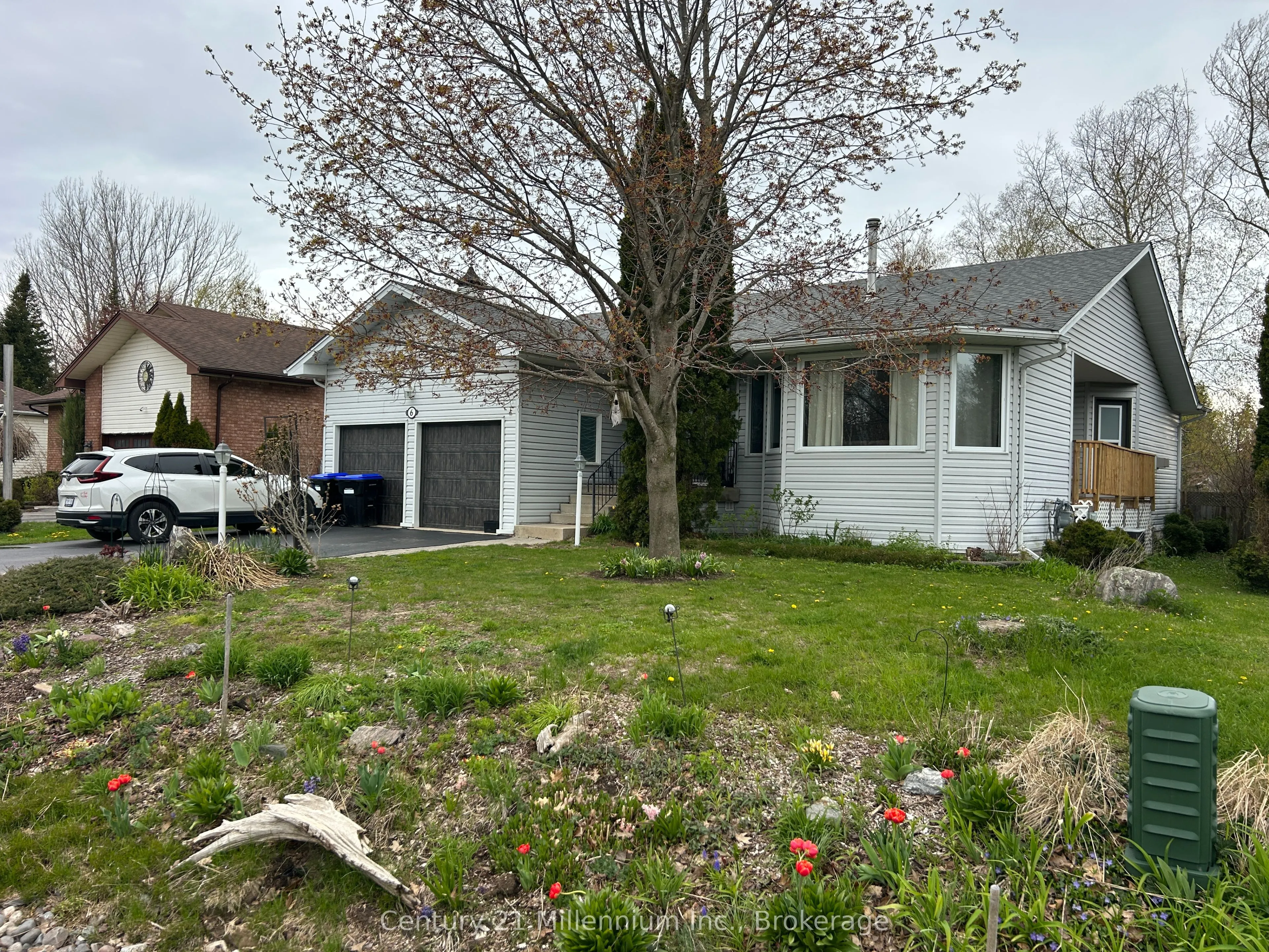 6 Royal Beech Drive