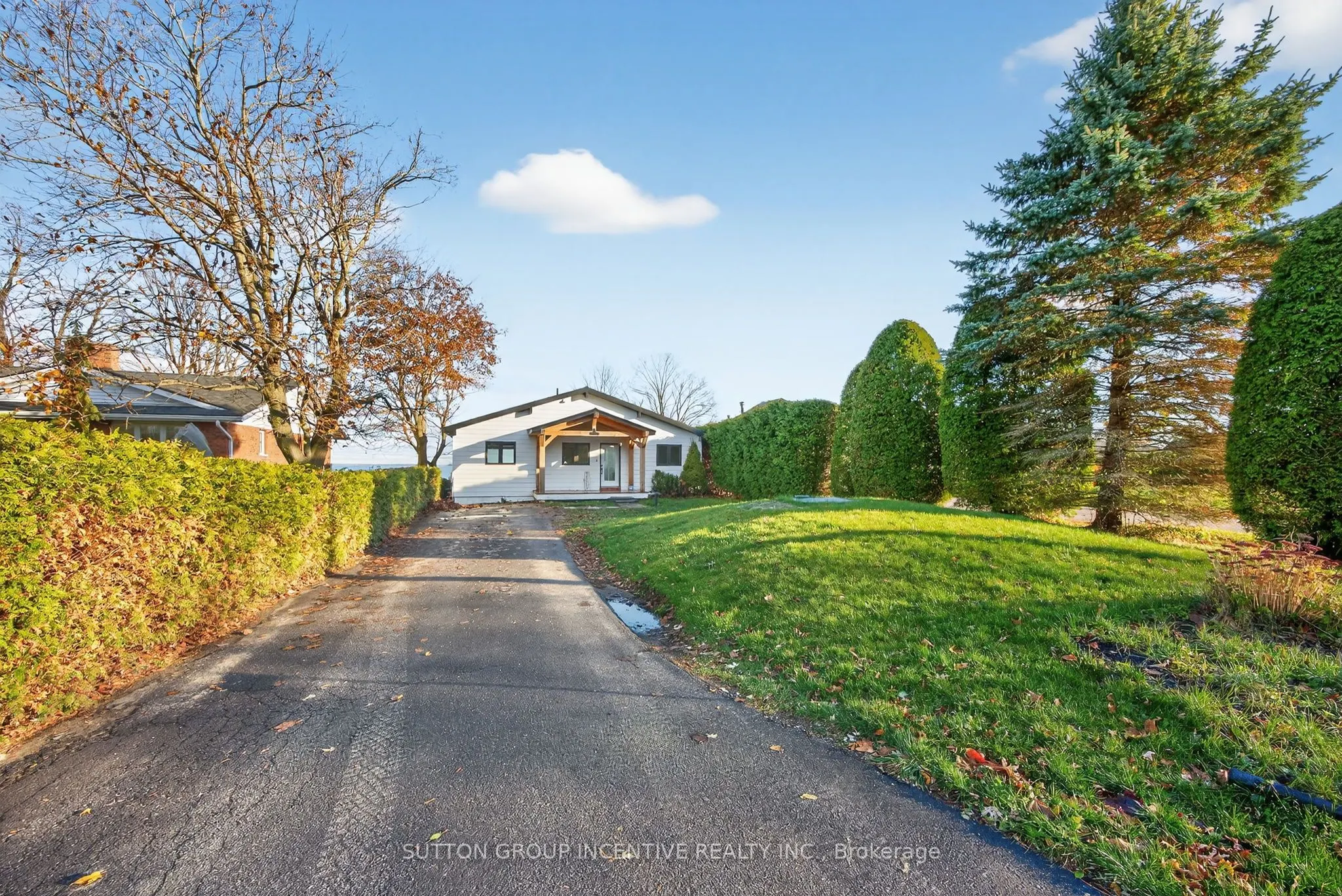 211 Moon Point Drive