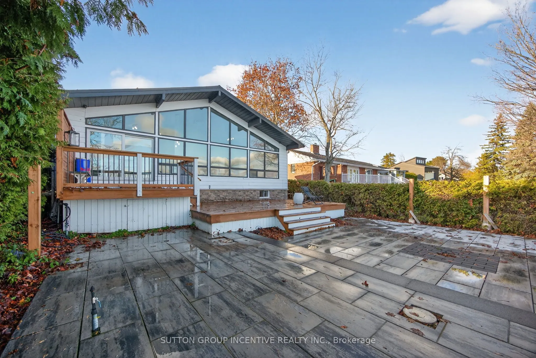 211 Moon Point Drive