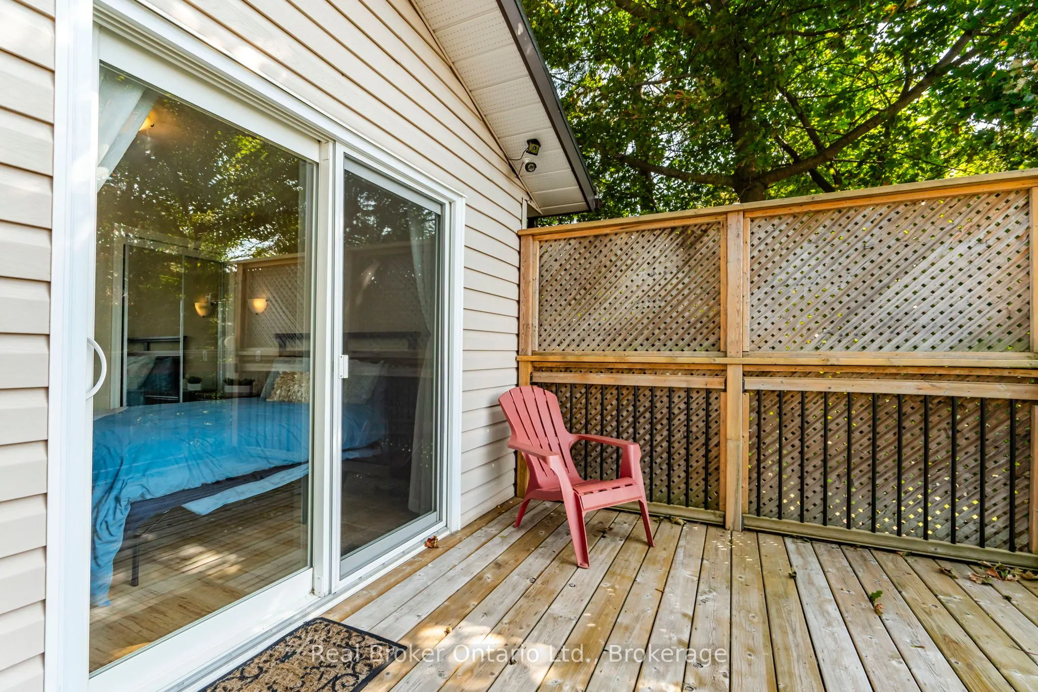1948 Tiny Beaches Road S
