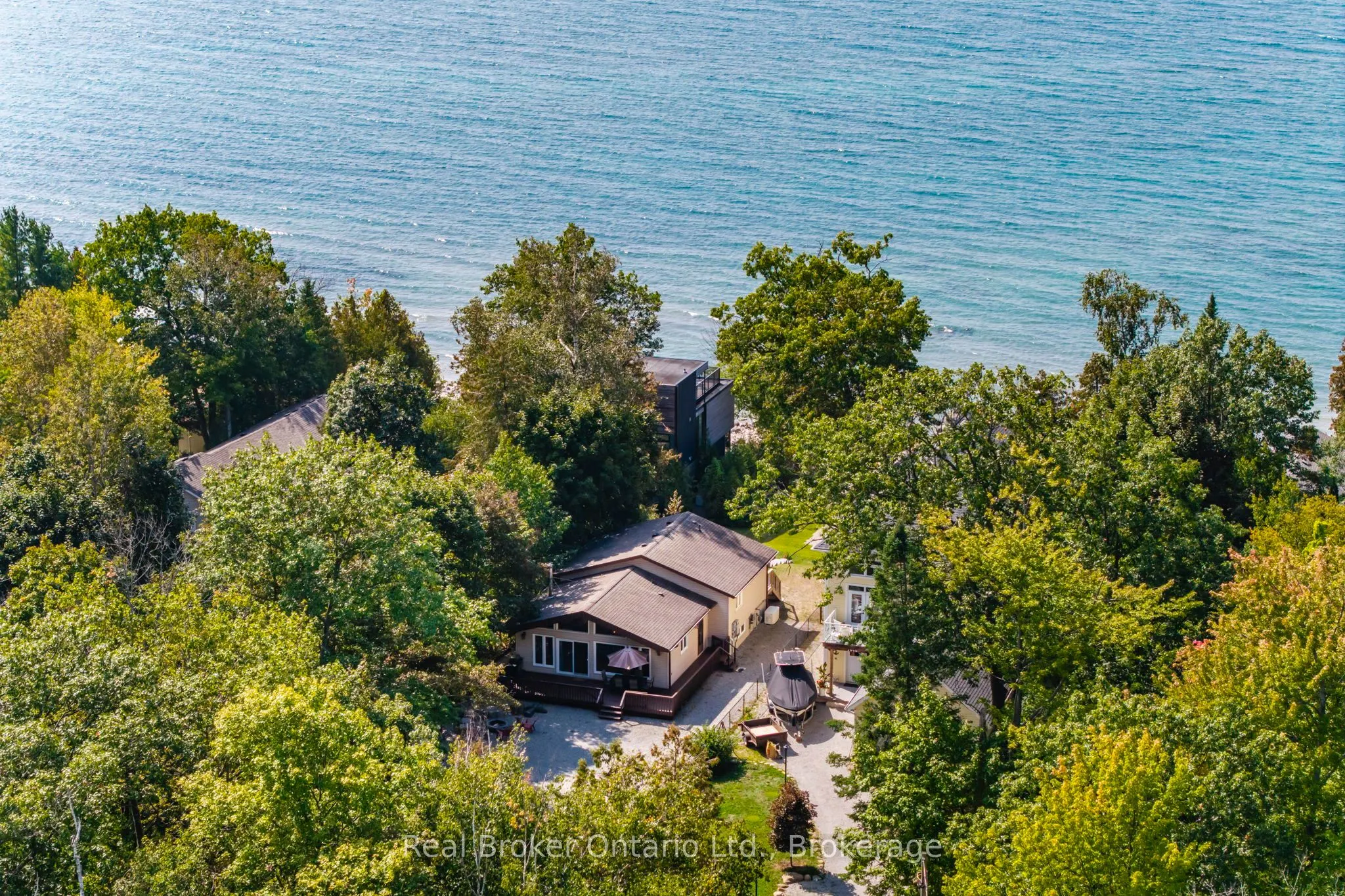 1948 Tiny Beaches Road S