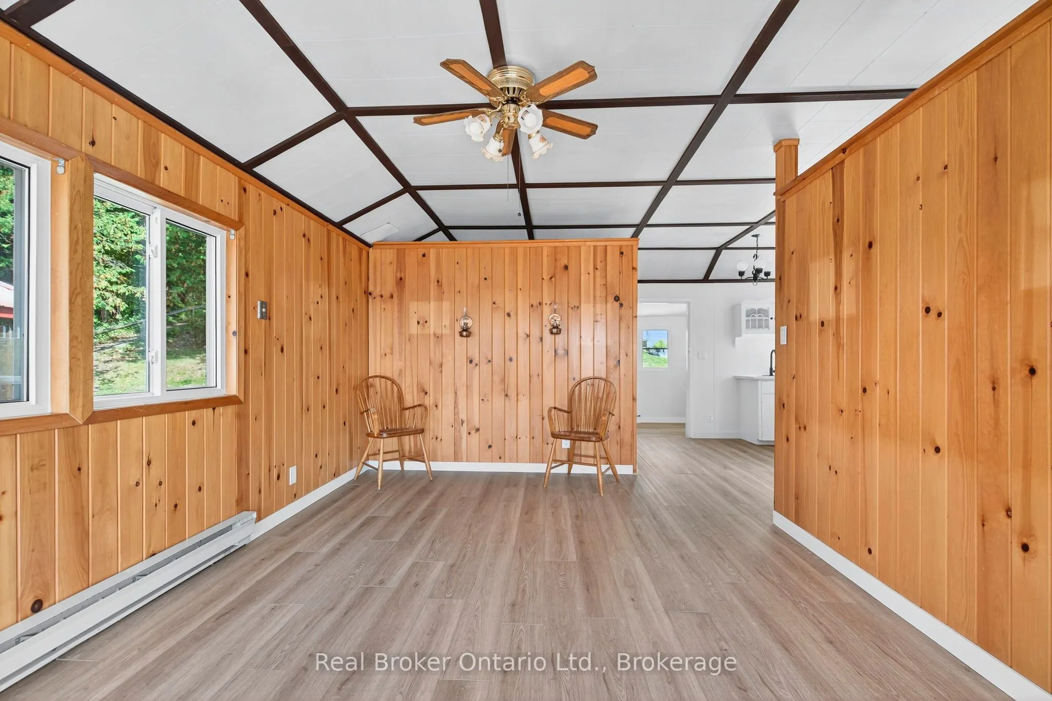 1948 Tiny Beaches Road S