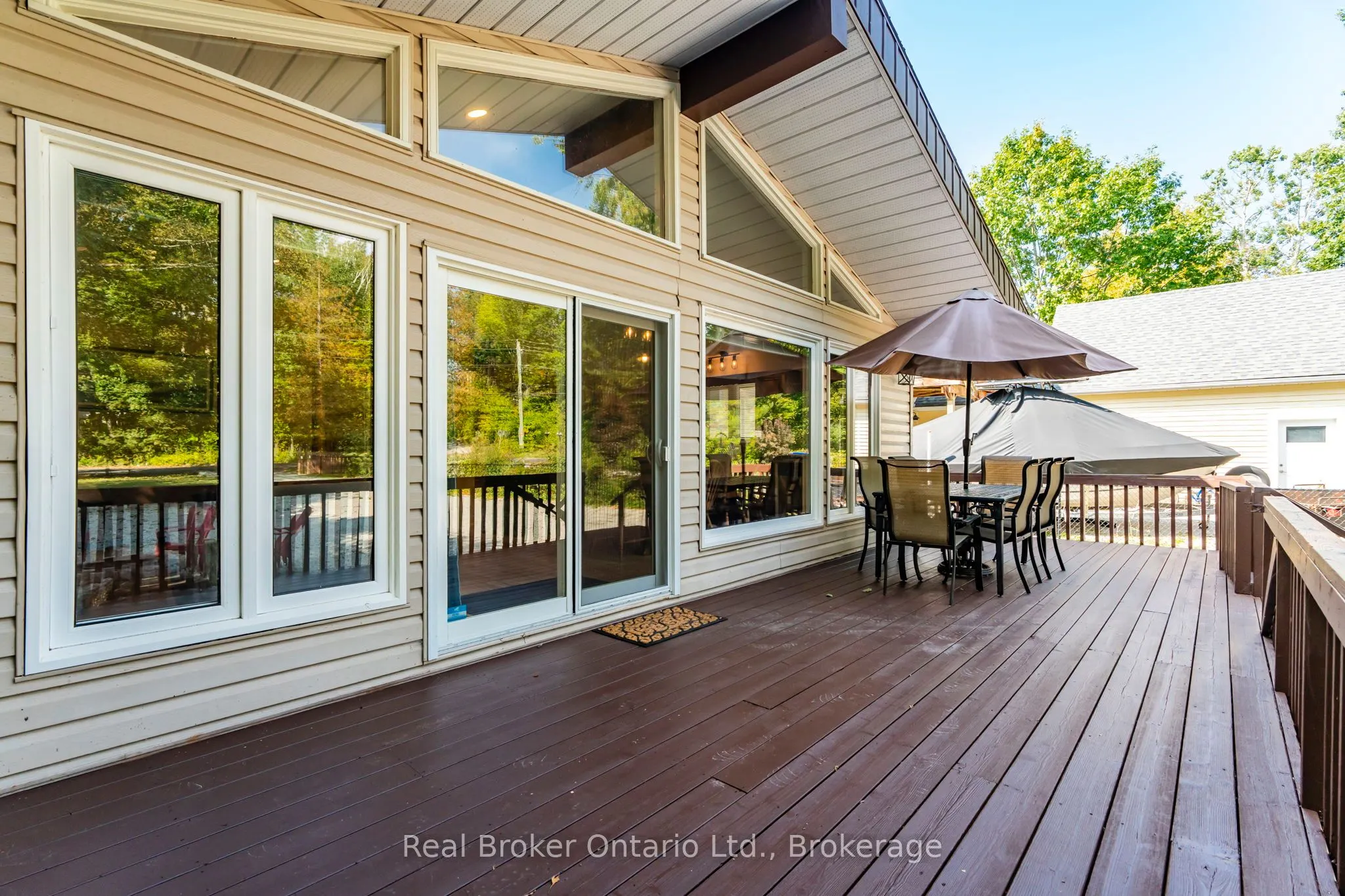1948 Tiny Beaches Road S