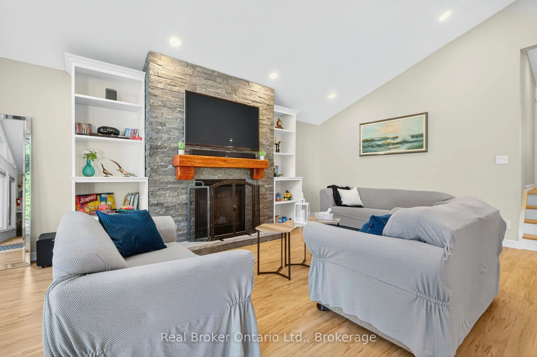 1948 Tiny Beaches Road S