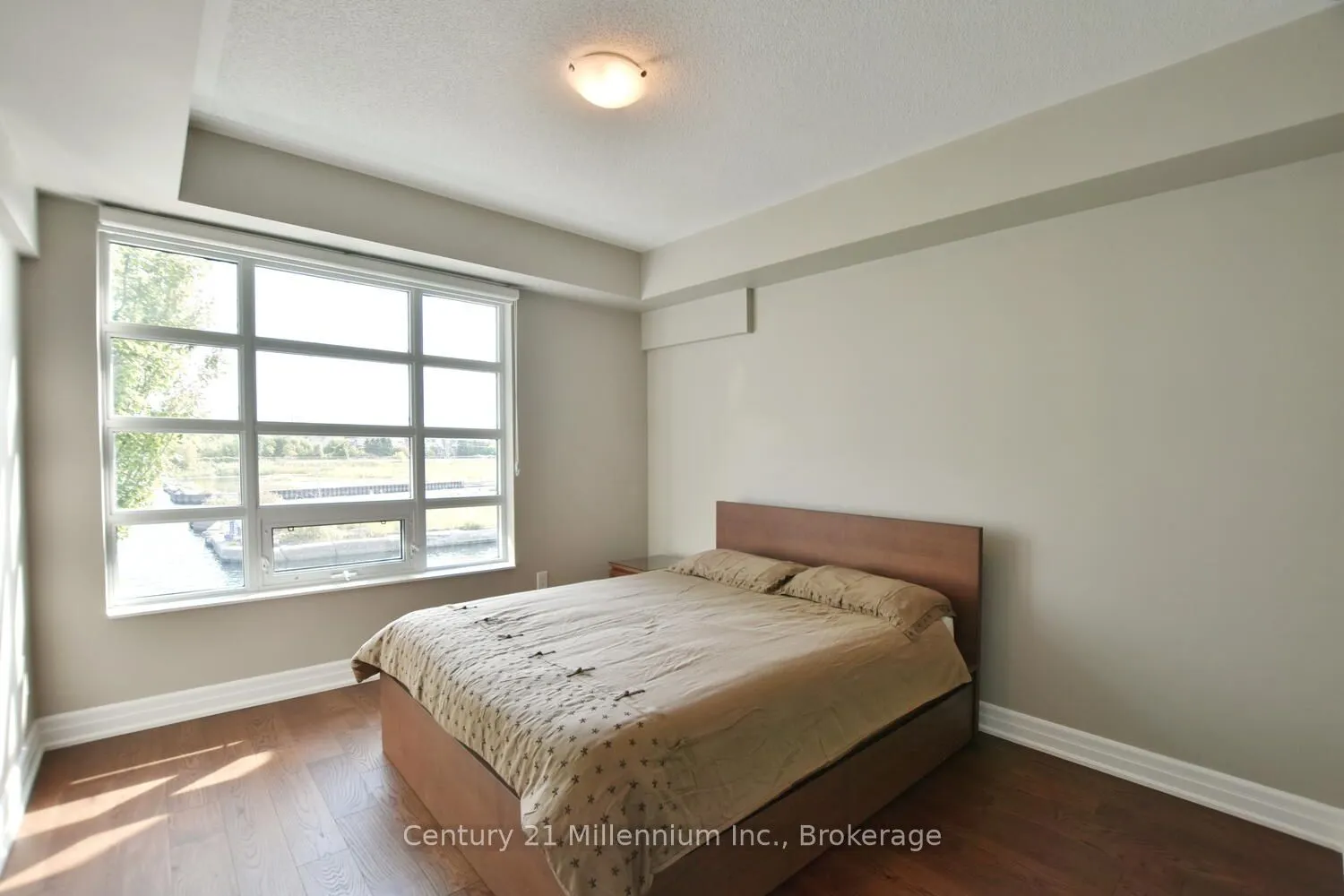 1 Shipyard Lane #208