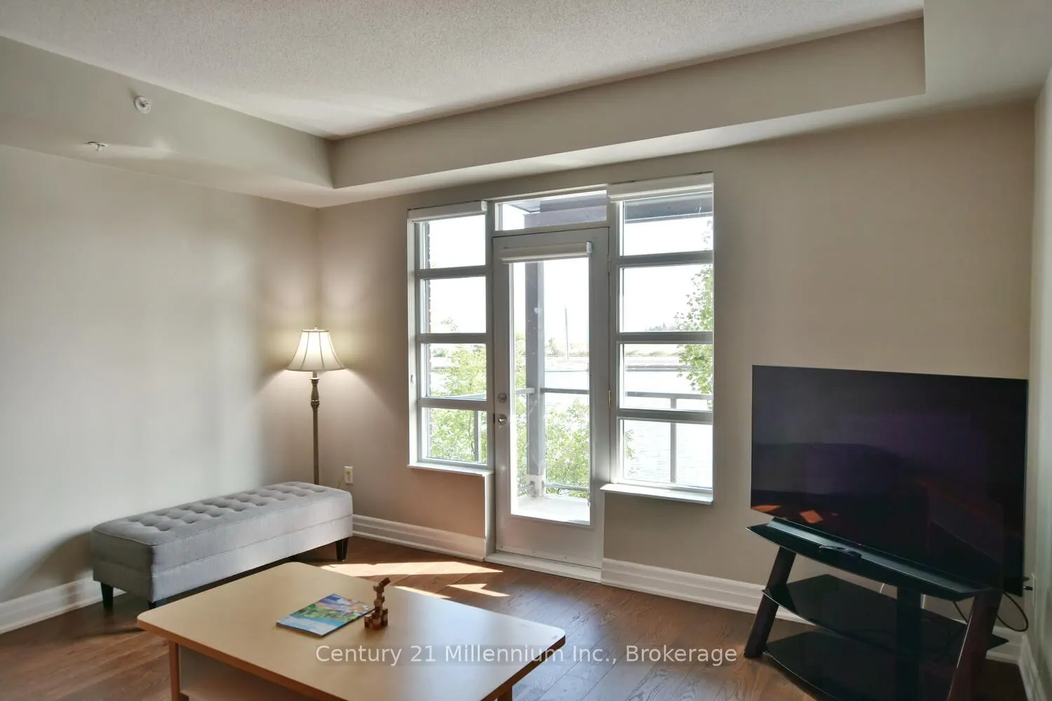 1 Shipyard Lane #208