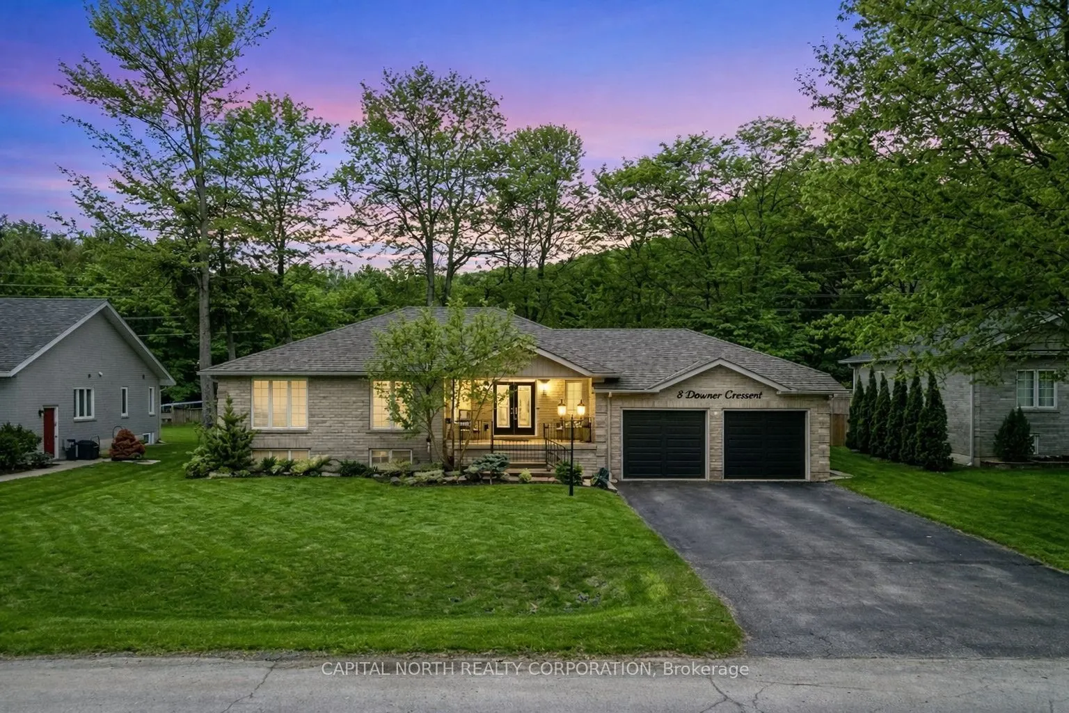 8 Downer Crescent