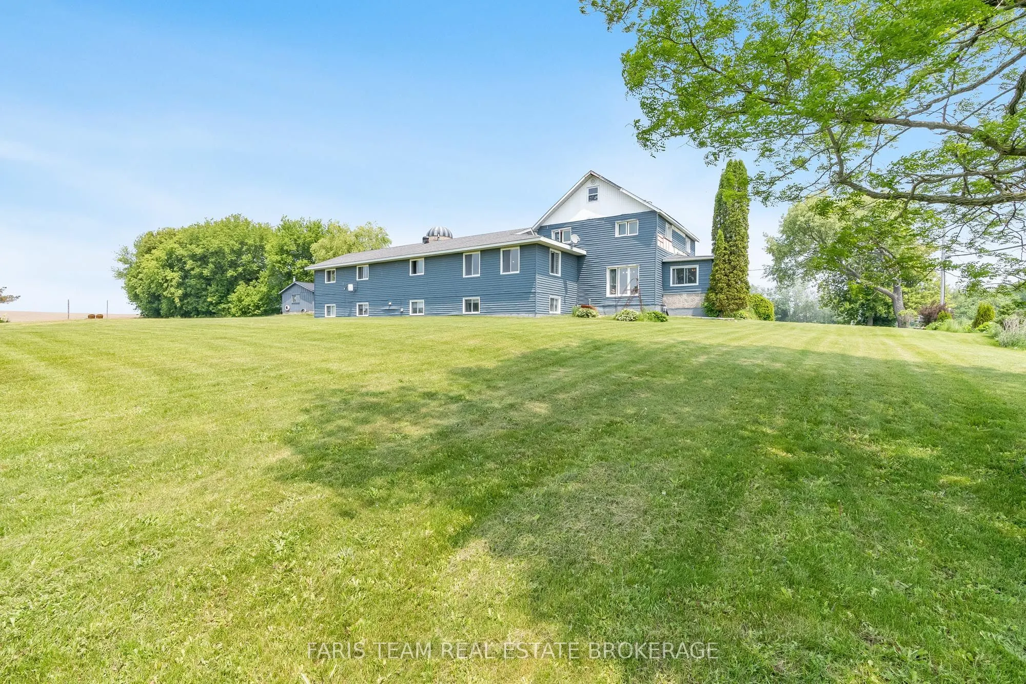160 Lafontaine Road W