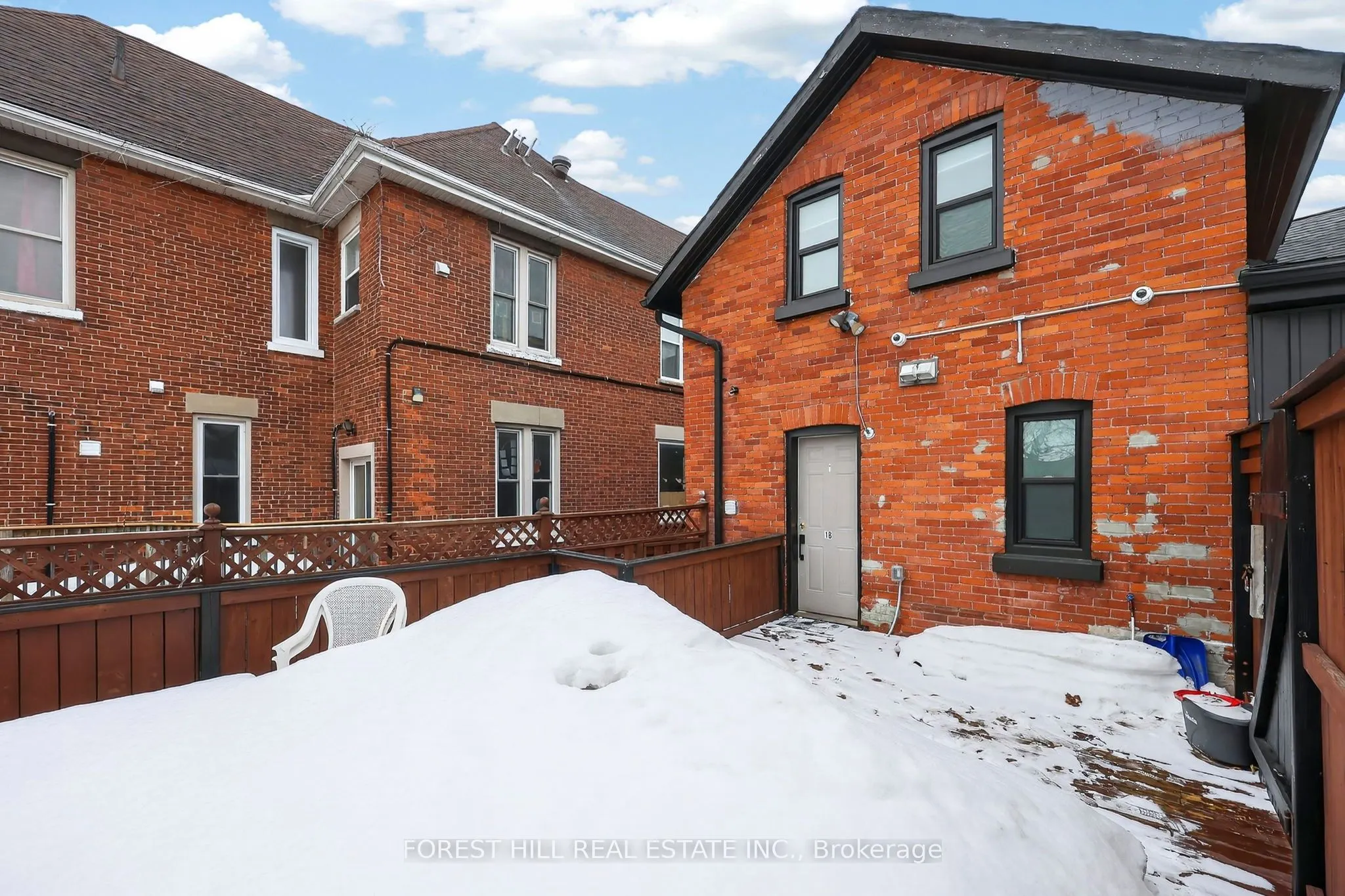 89 Toronto Street