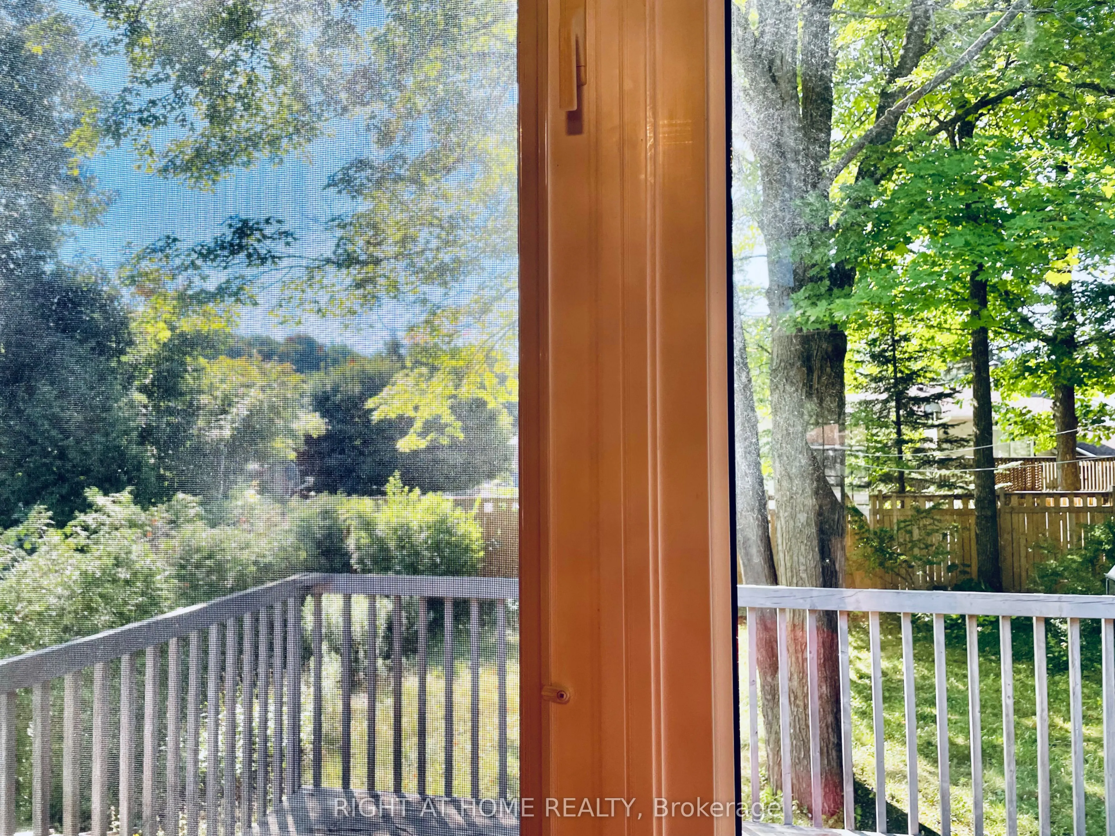 6 Beechcroft Circle