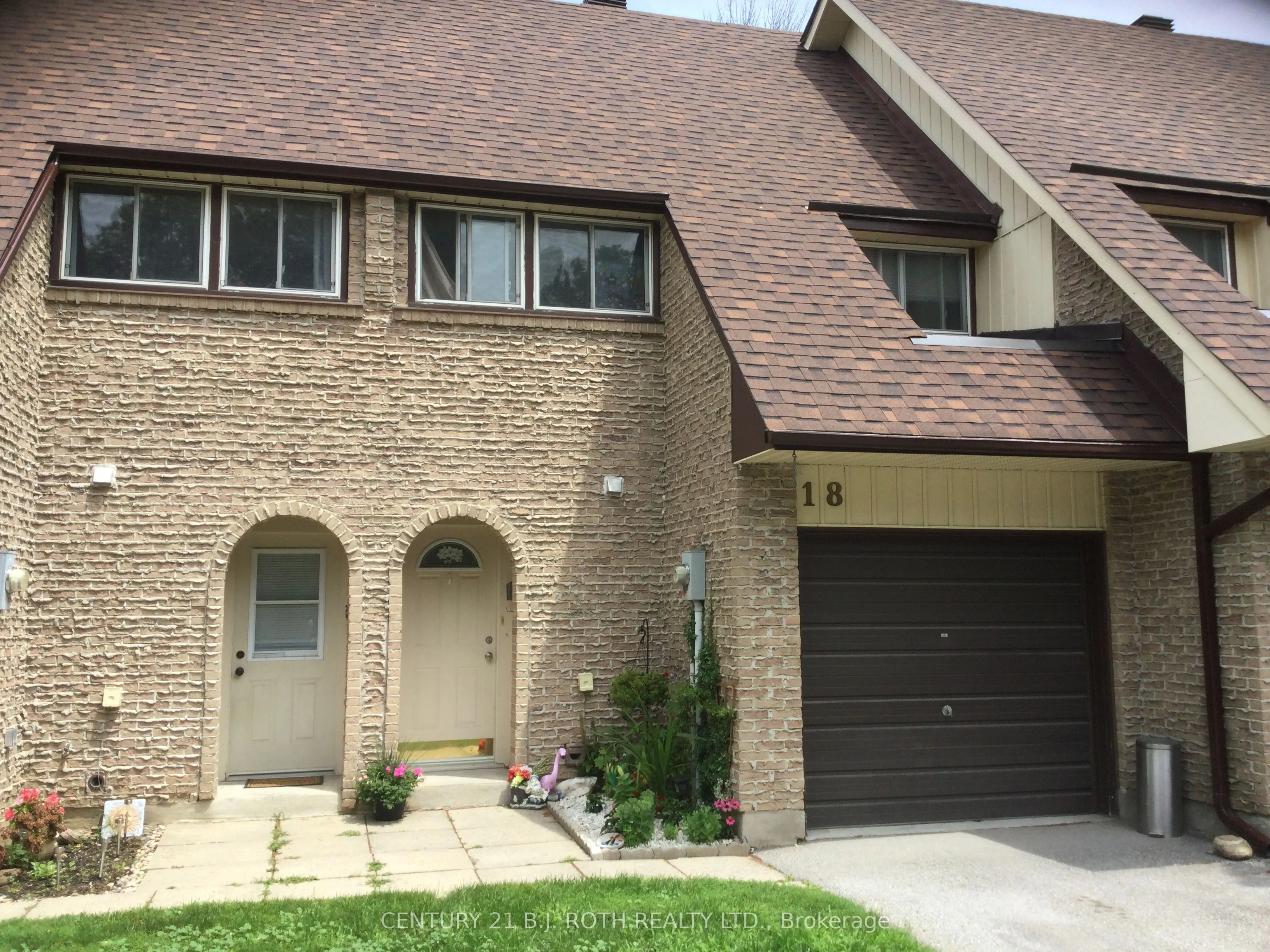 67 Fittons Road E #18