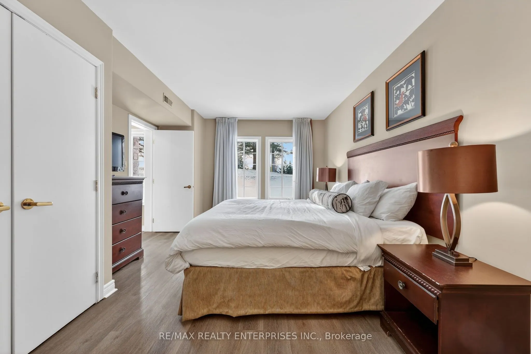 90 Highland Drive #2014/15