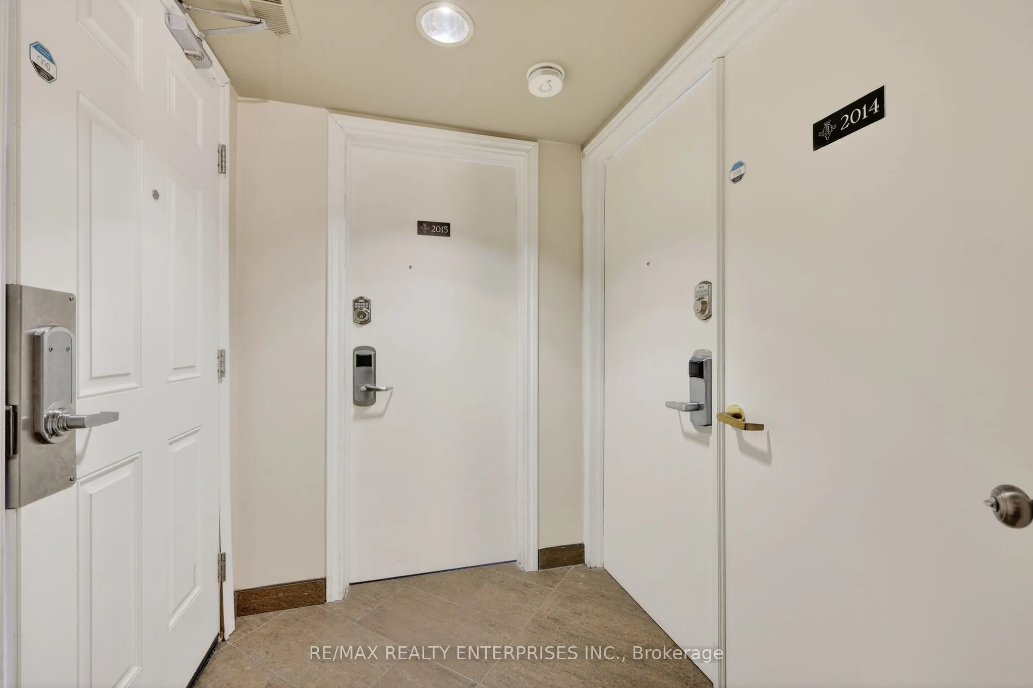 90 Highland Drive #2014/15