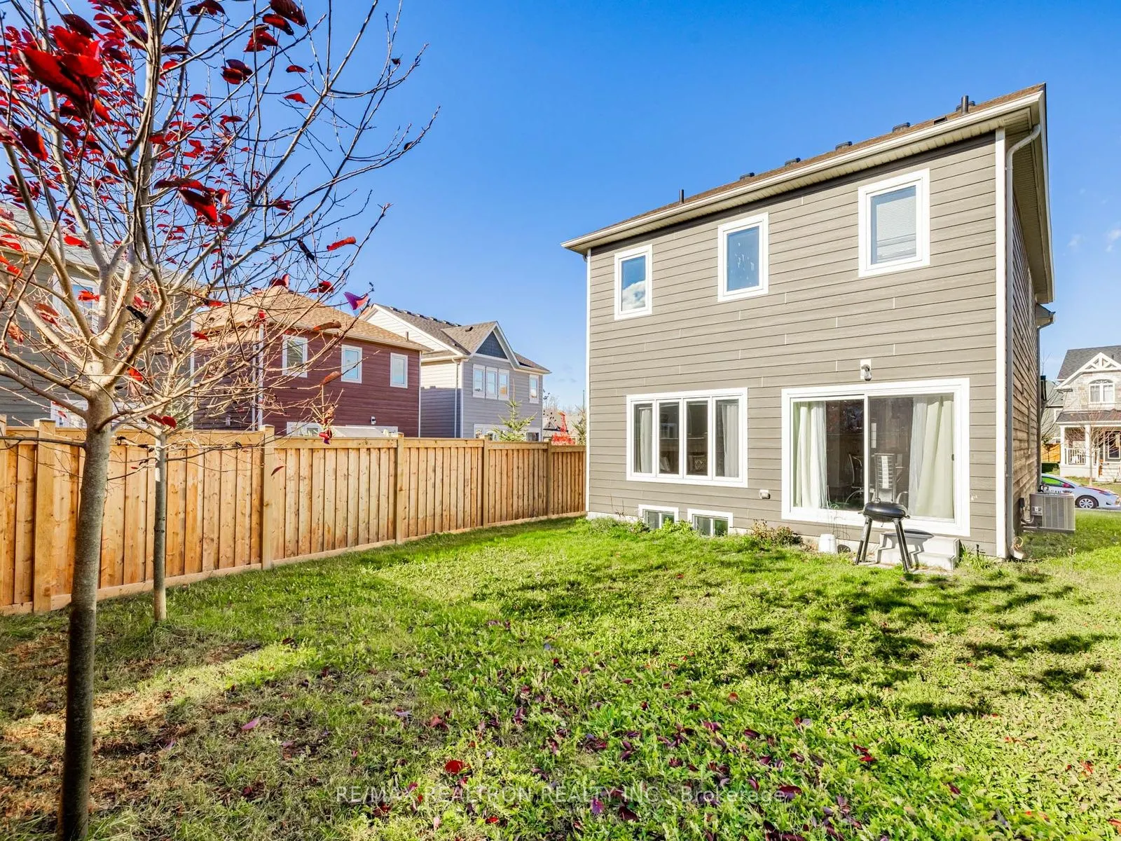6 Bobolink Drive