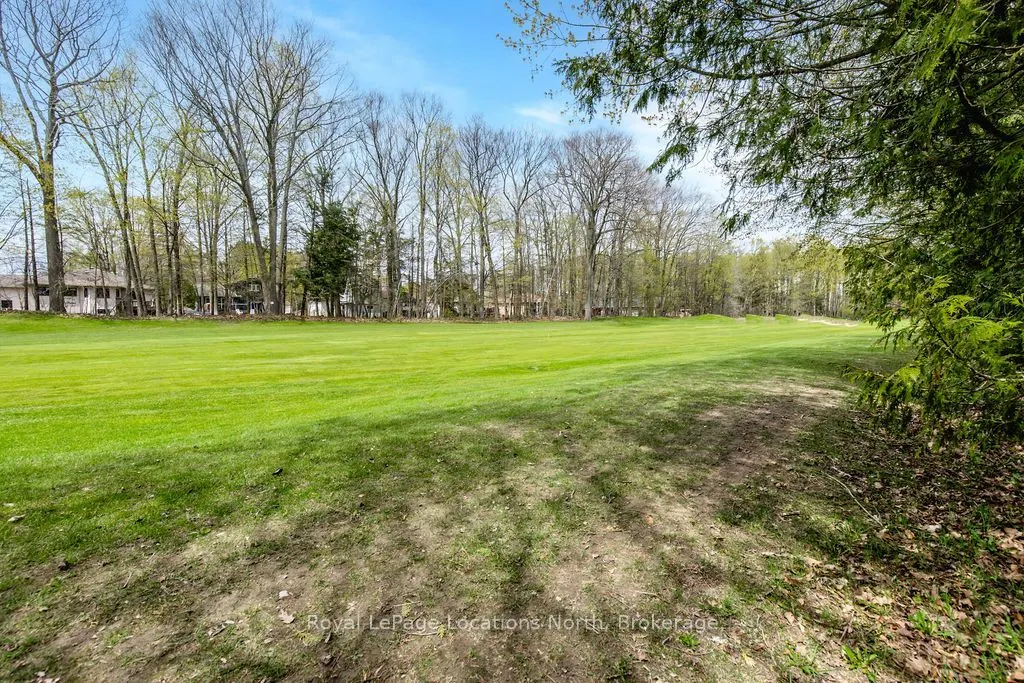 40 Fairway Crescent