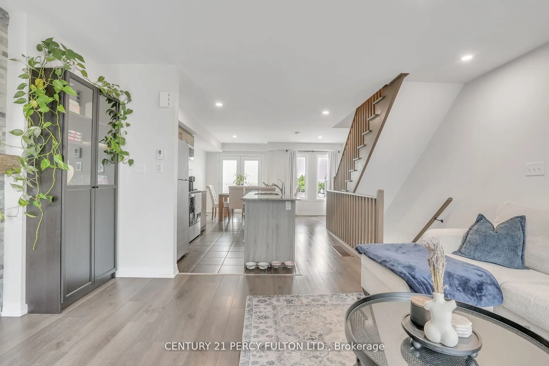 89 Fairlane Avenue