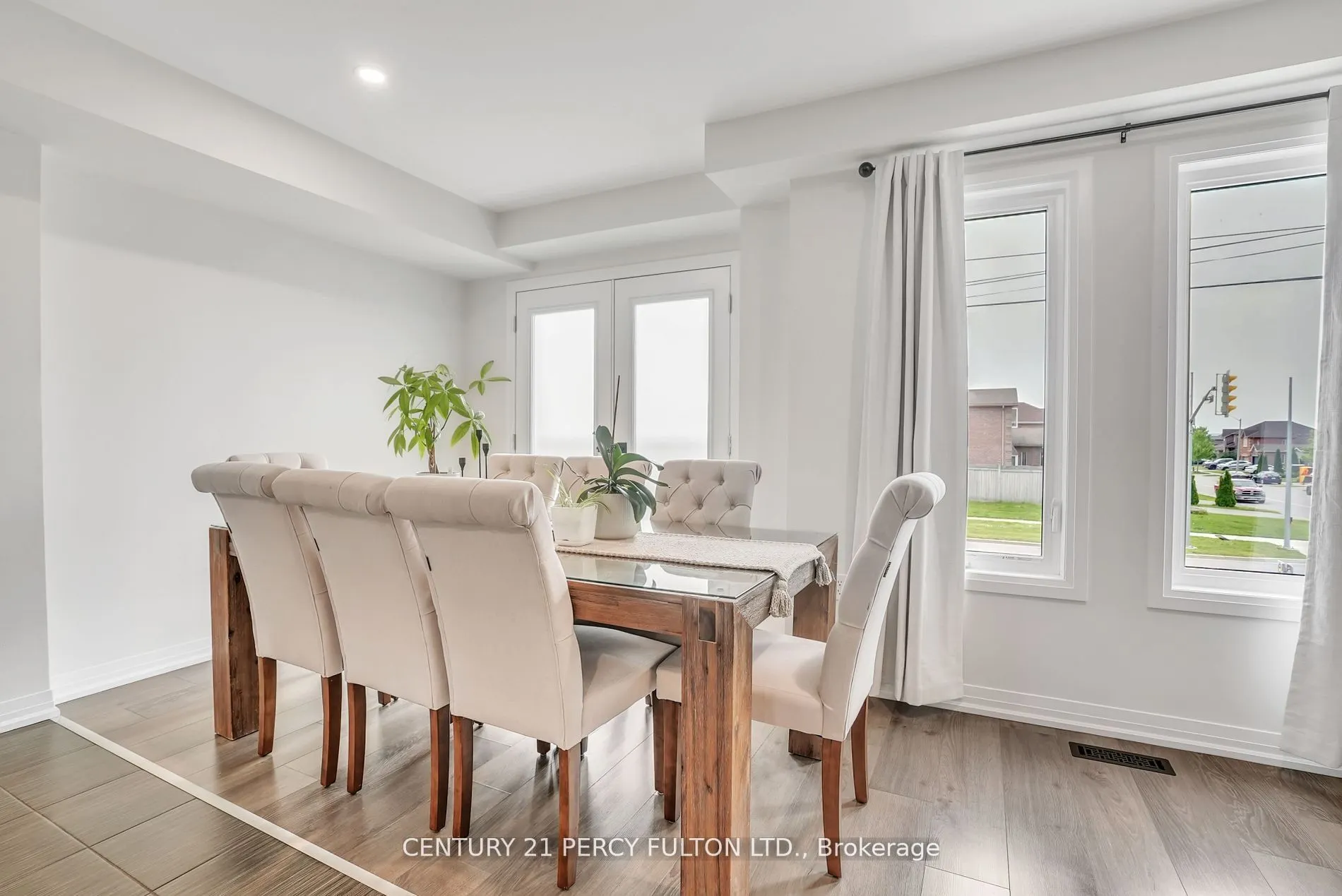 89 Fairlane Avenue