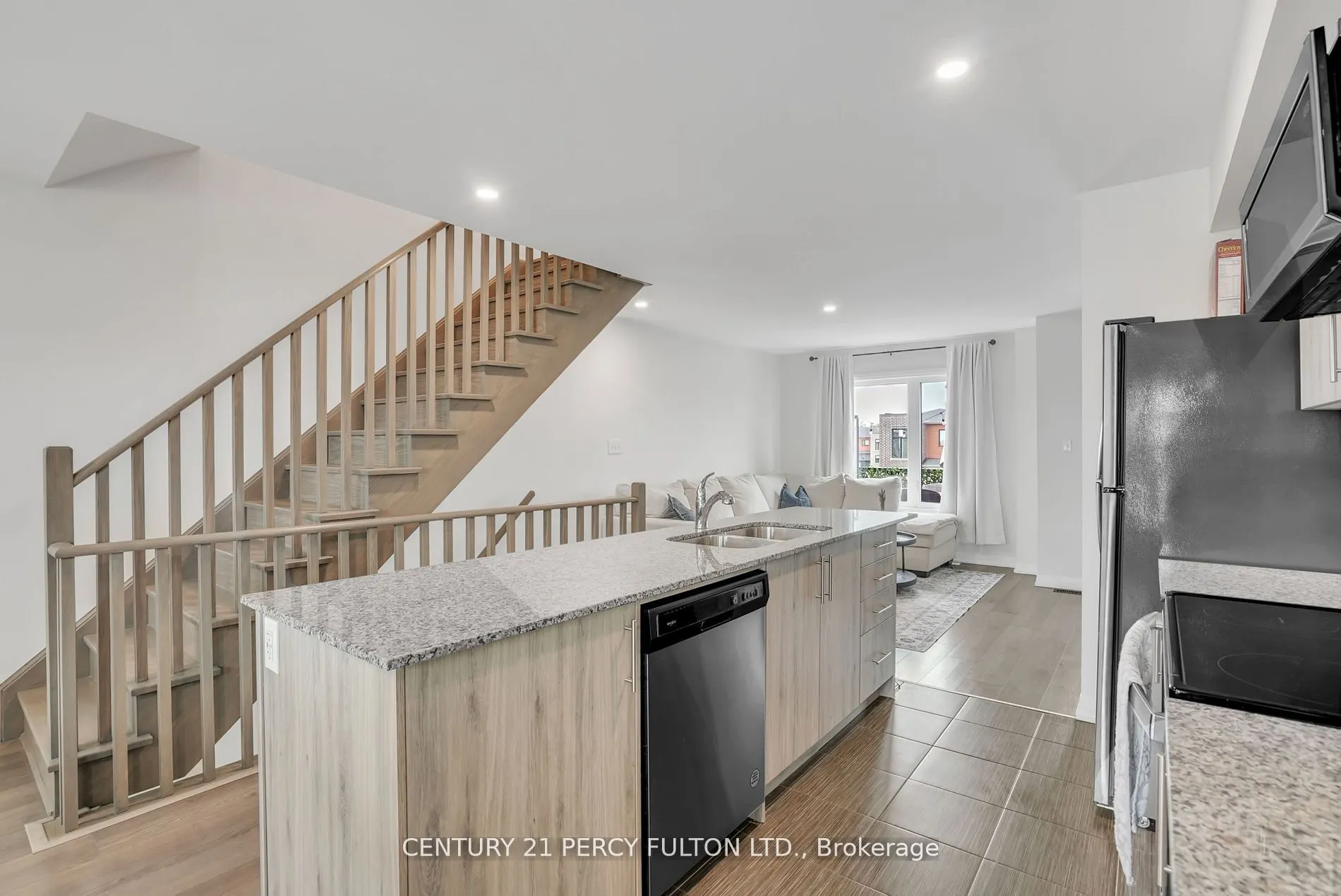 89 Fairlane Avenue