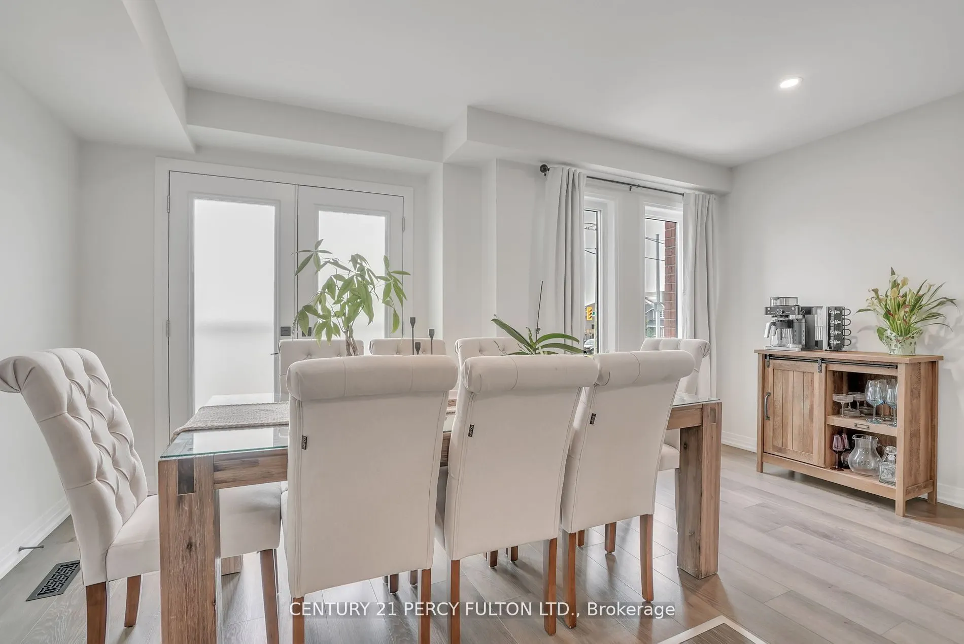 89 Fairlane Avenue