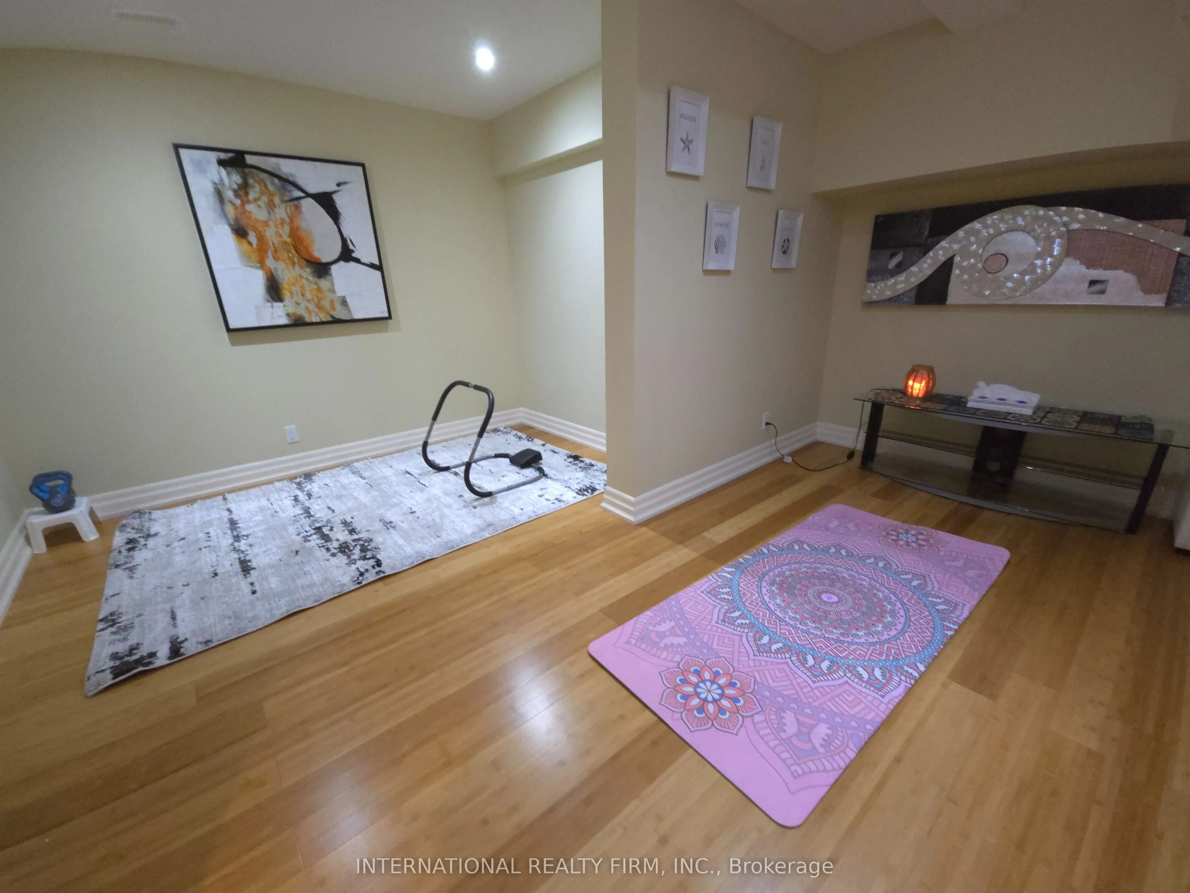 6 Pinehurst Lane