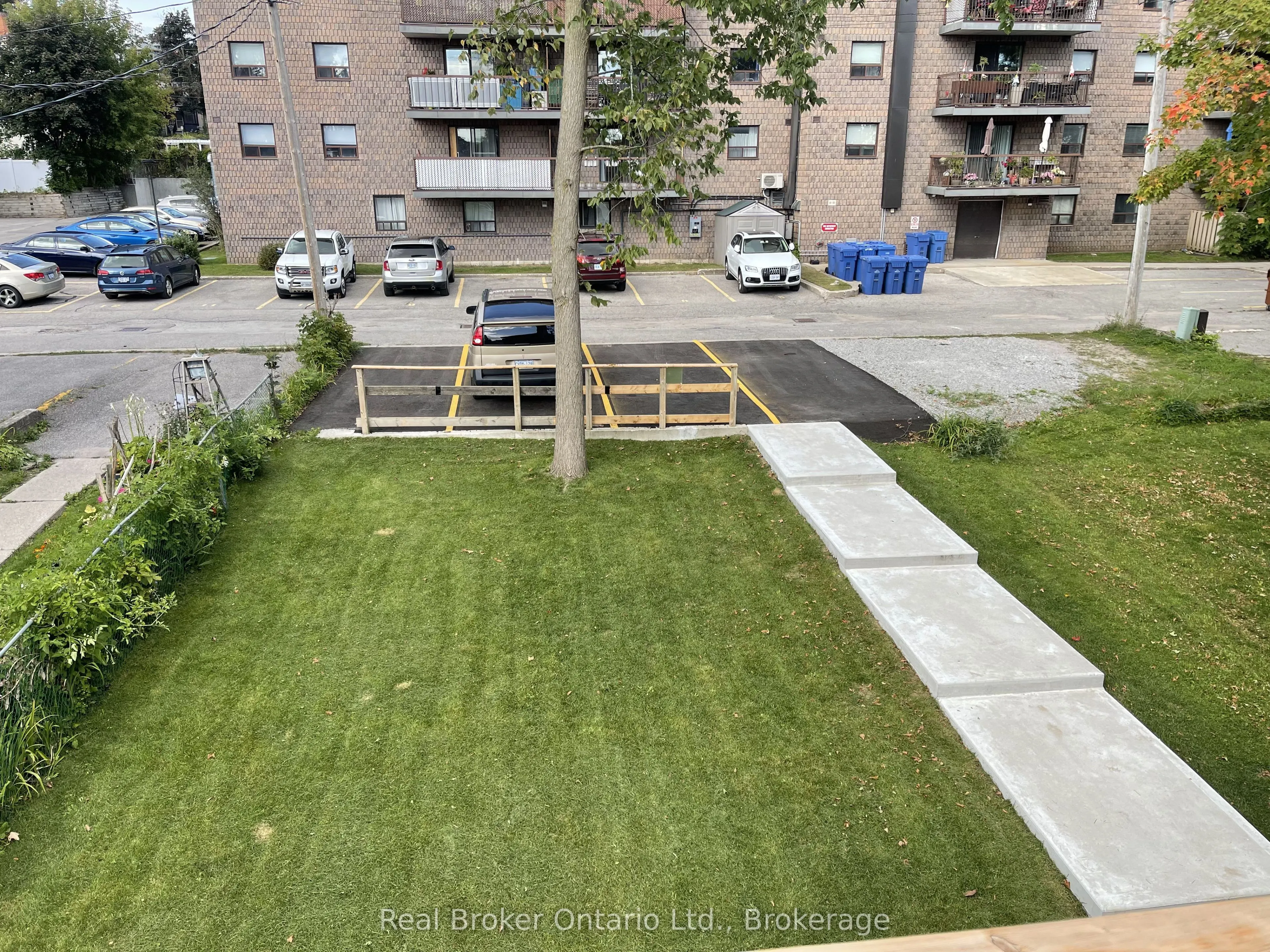 66 Nottawasaga Street