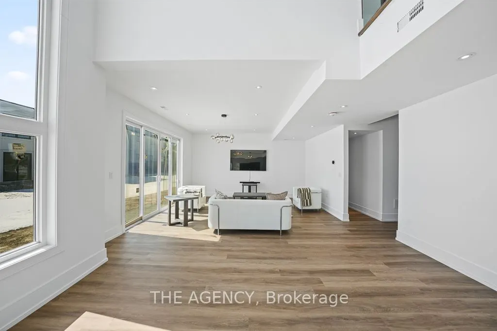 3714 Quayside Drive