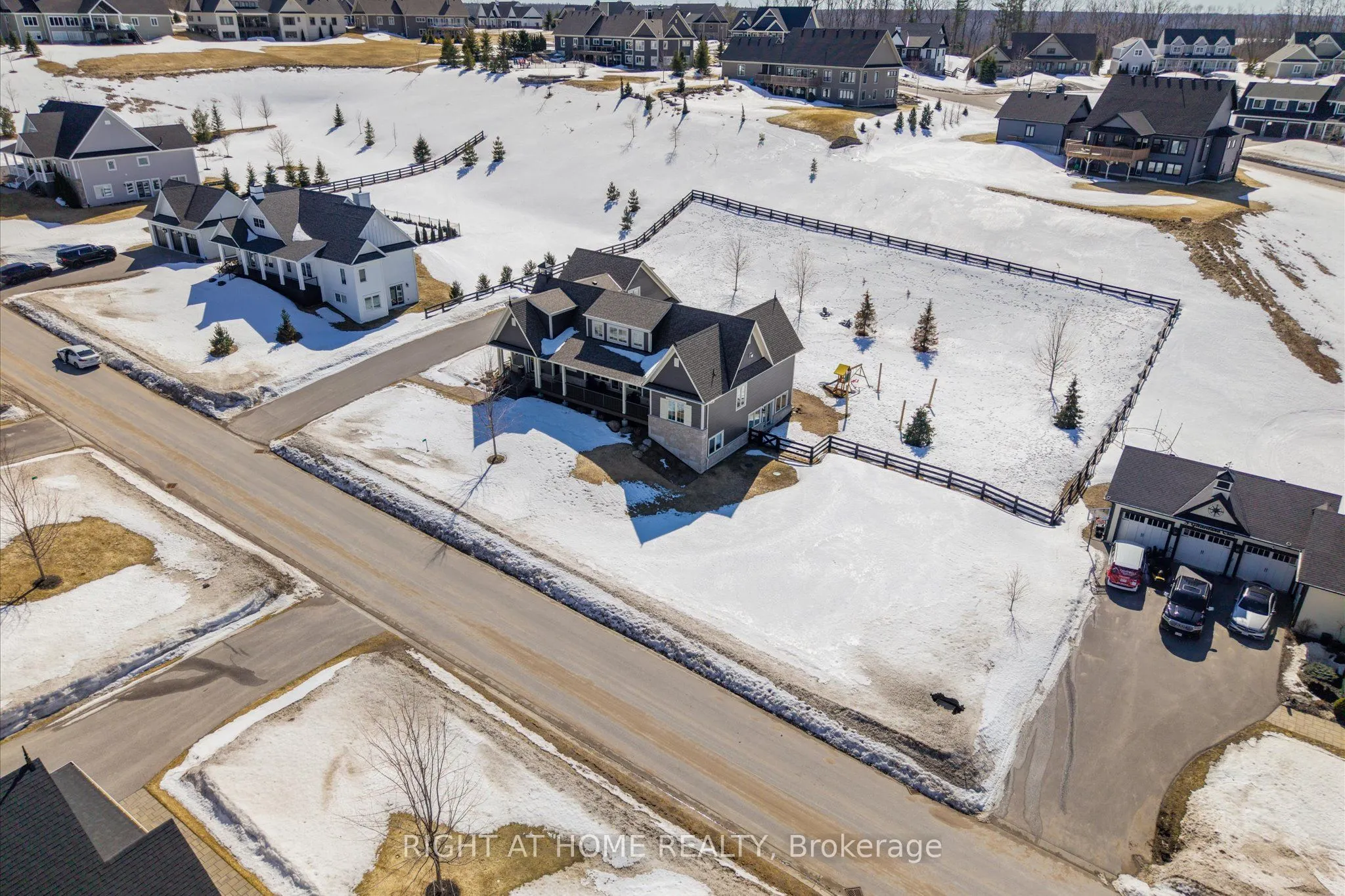 16 Gelderland Crescent