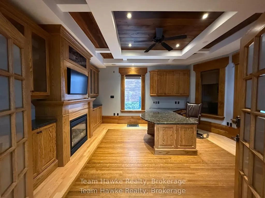 361 King Street #1E