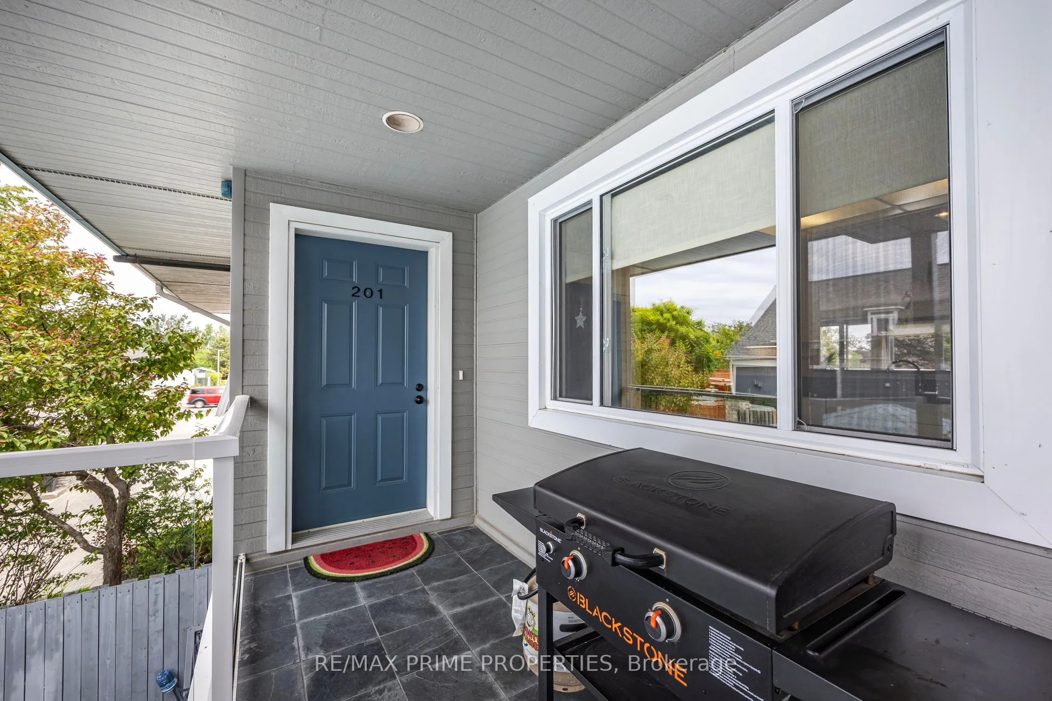585 Atherley Road #201
