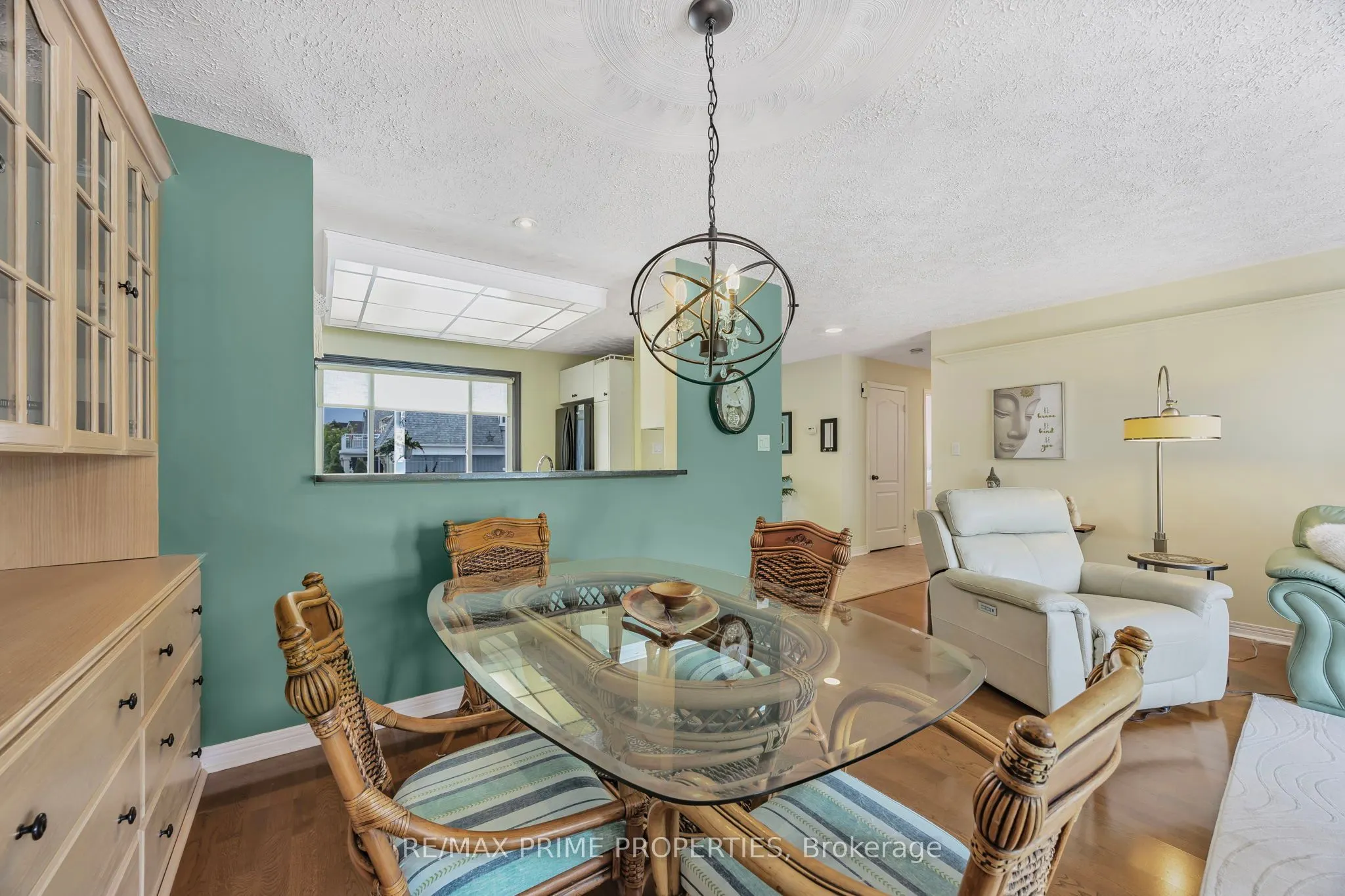 585 Atherley Road #201