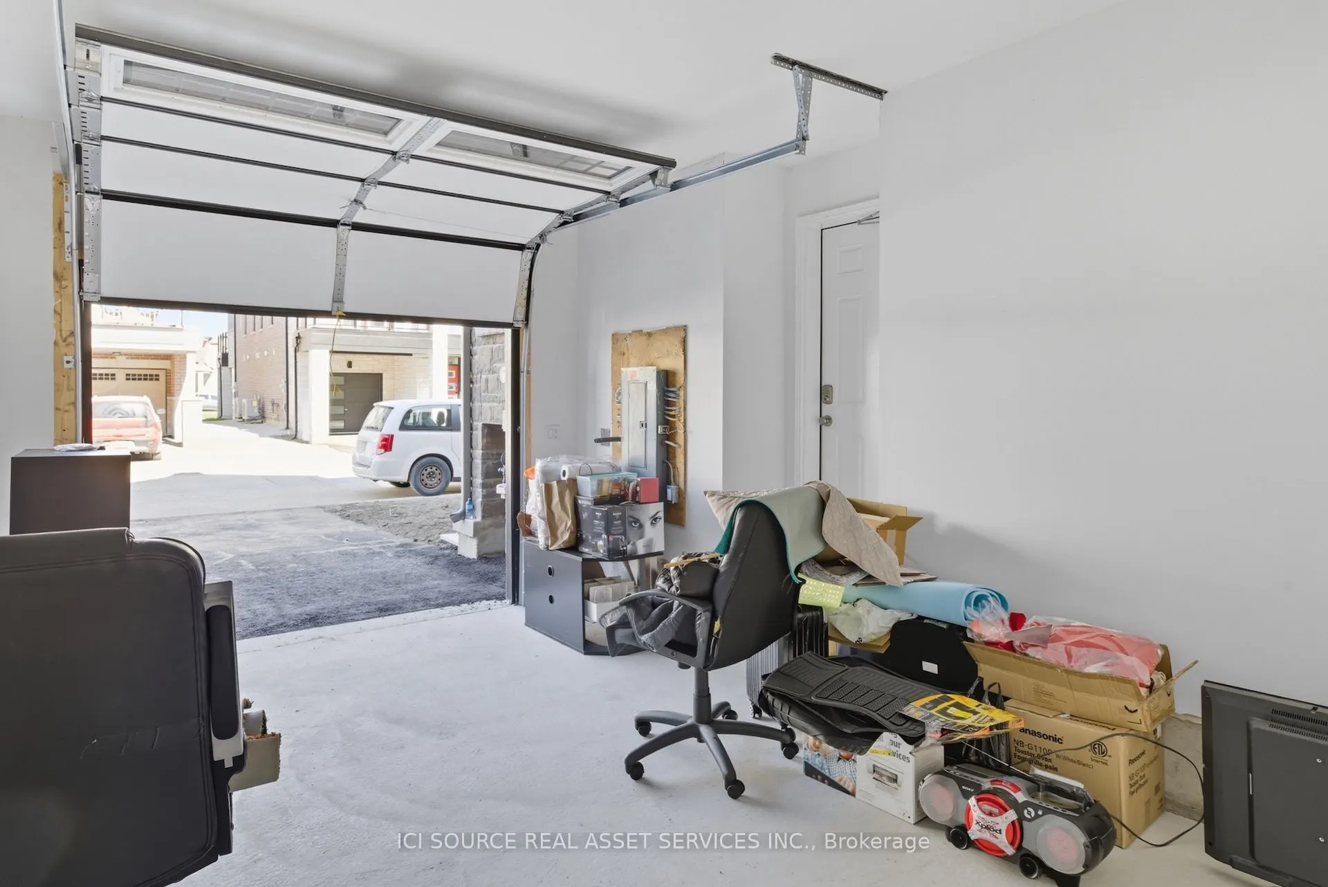 16 Pearen Lane