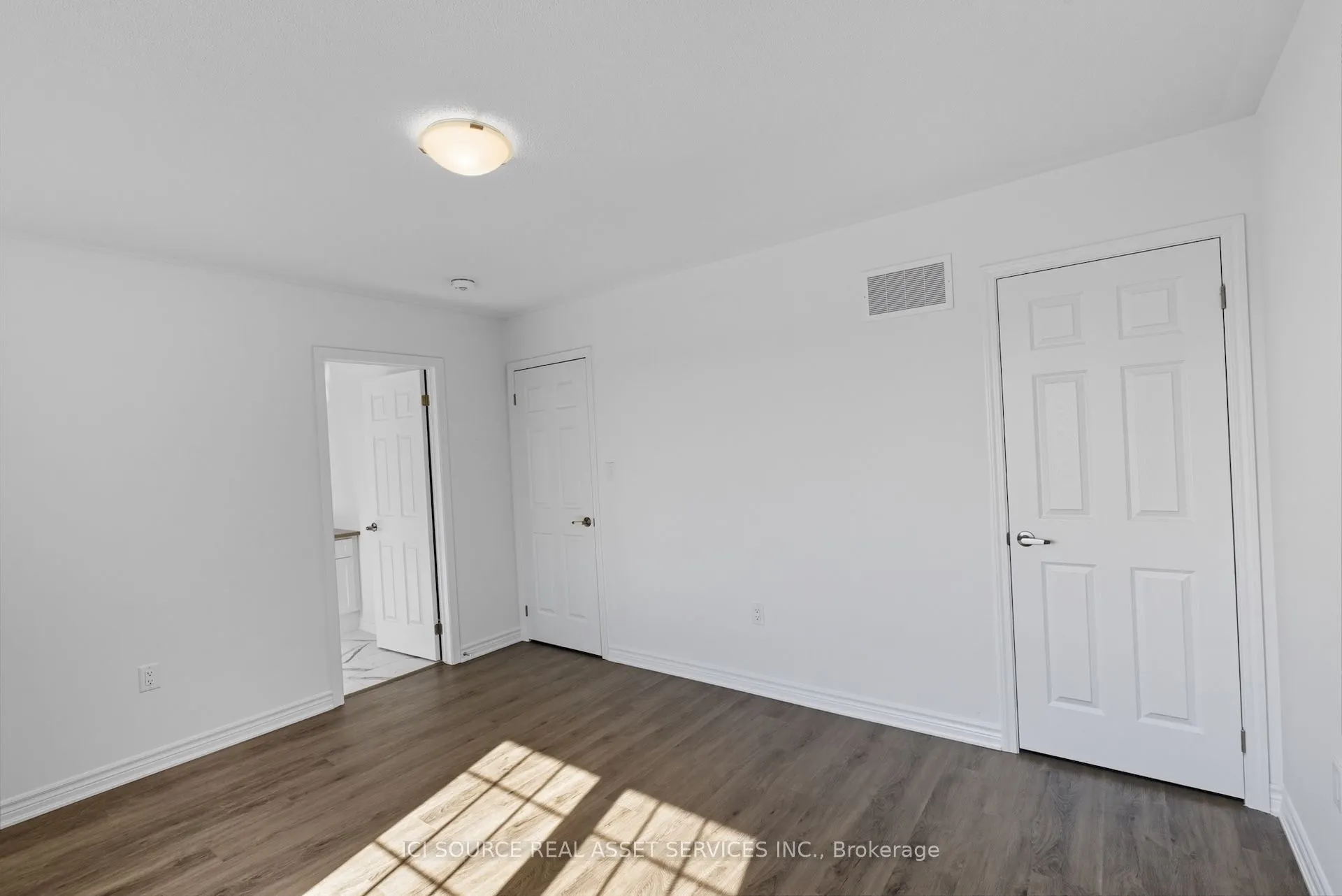 16 Pearen Lane