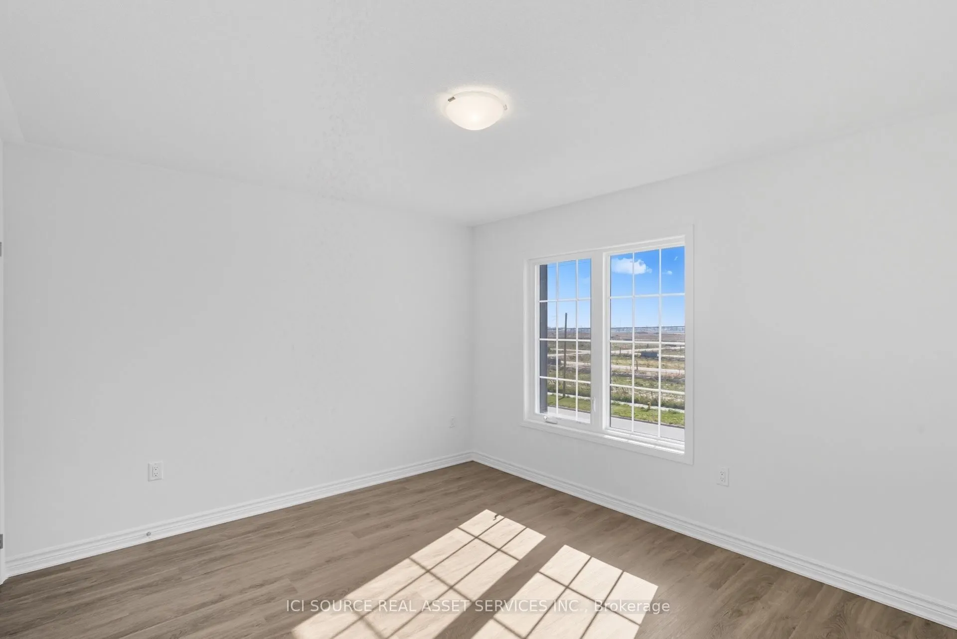 16 Pearen Lane
