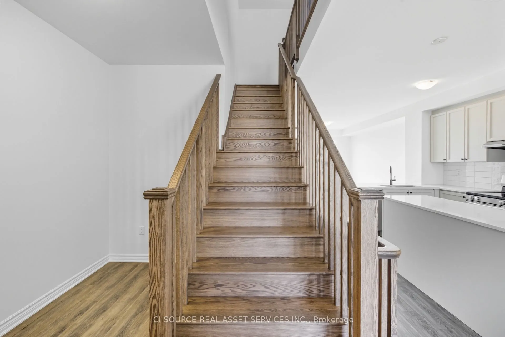16 Pearen Lane
