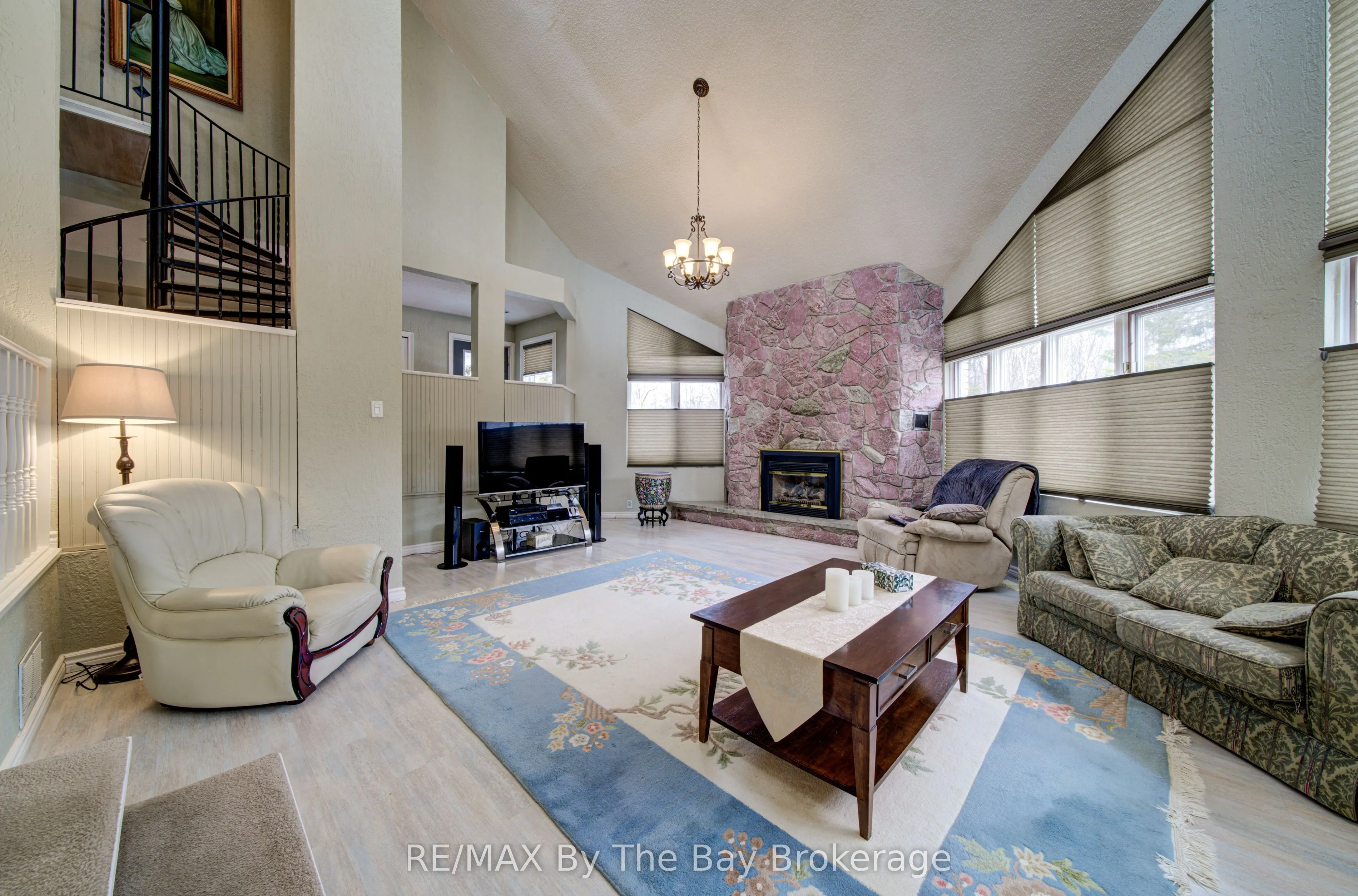 32 Bridlewood Crescent