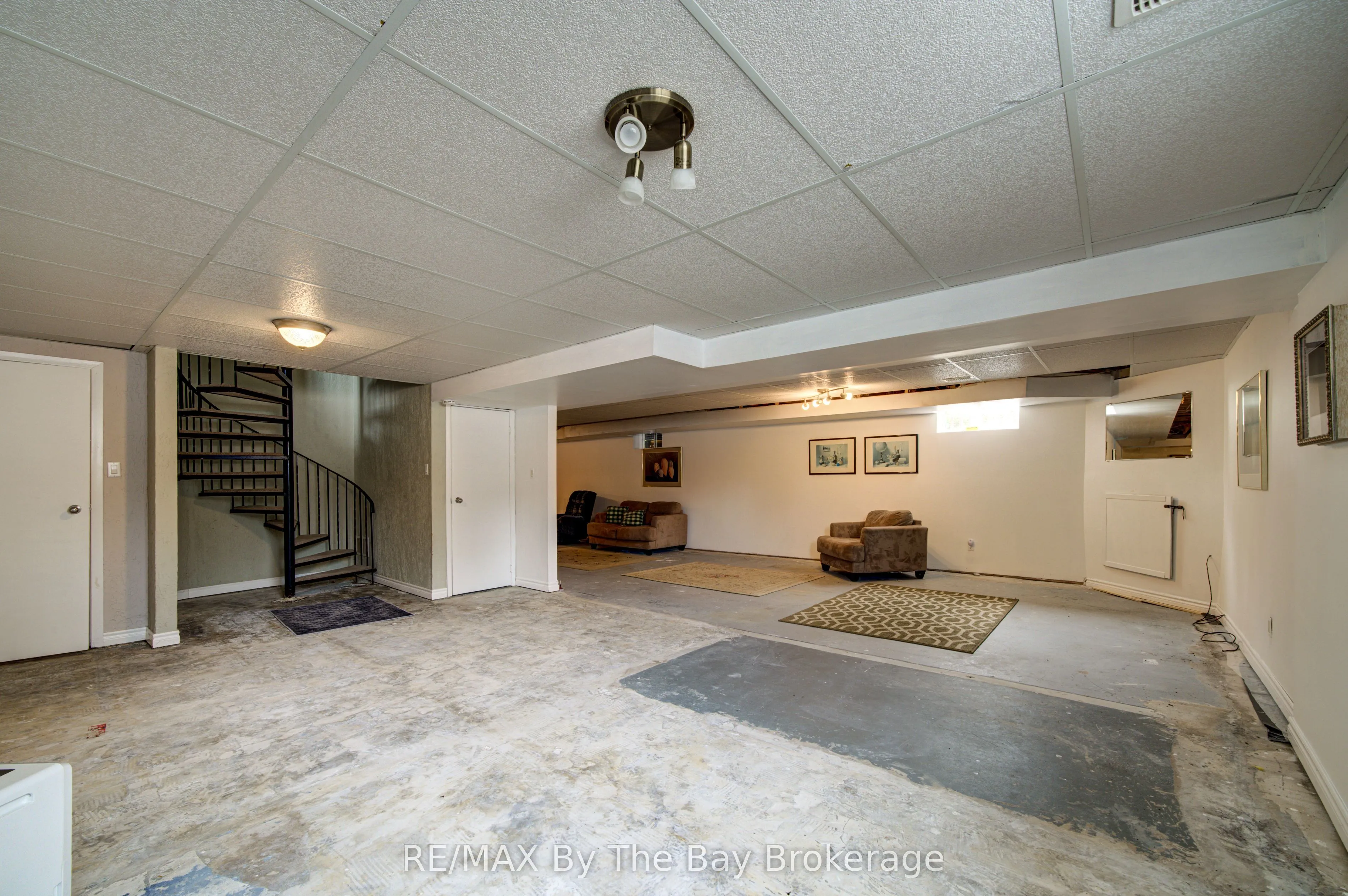32 Bridlewood Crescent