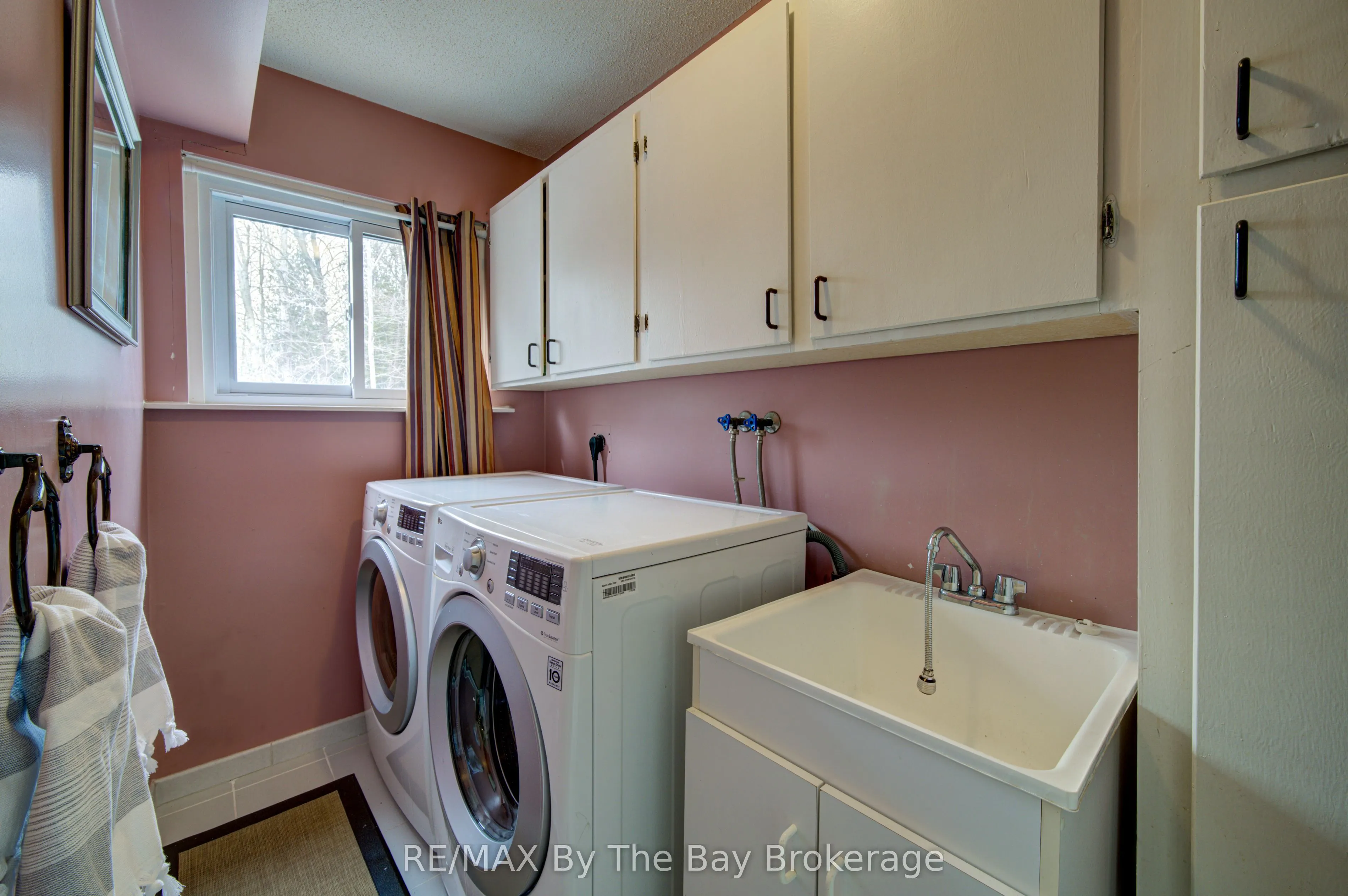 32 Bridlewood Crescent