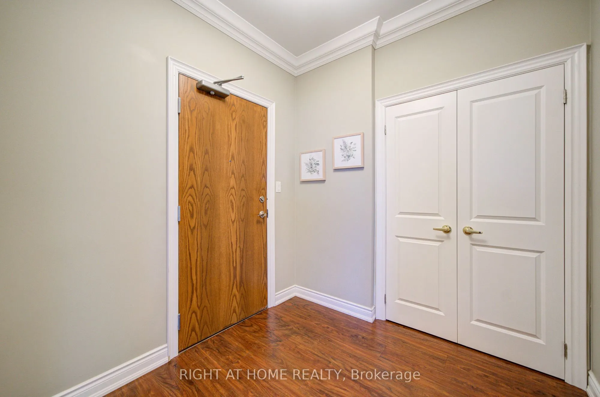 37 Ellen Street #PH06