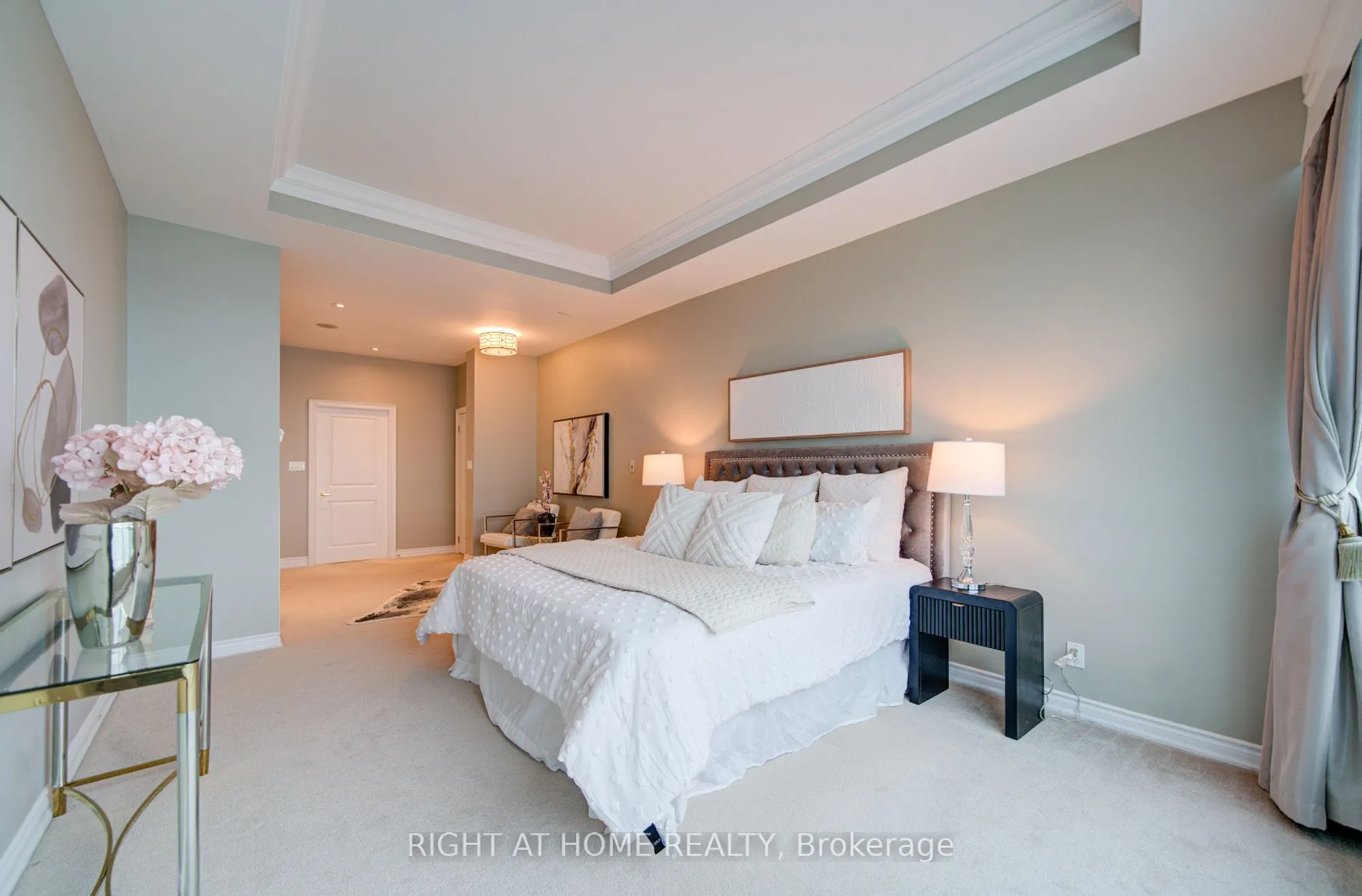 37 Ellen Street #PH06