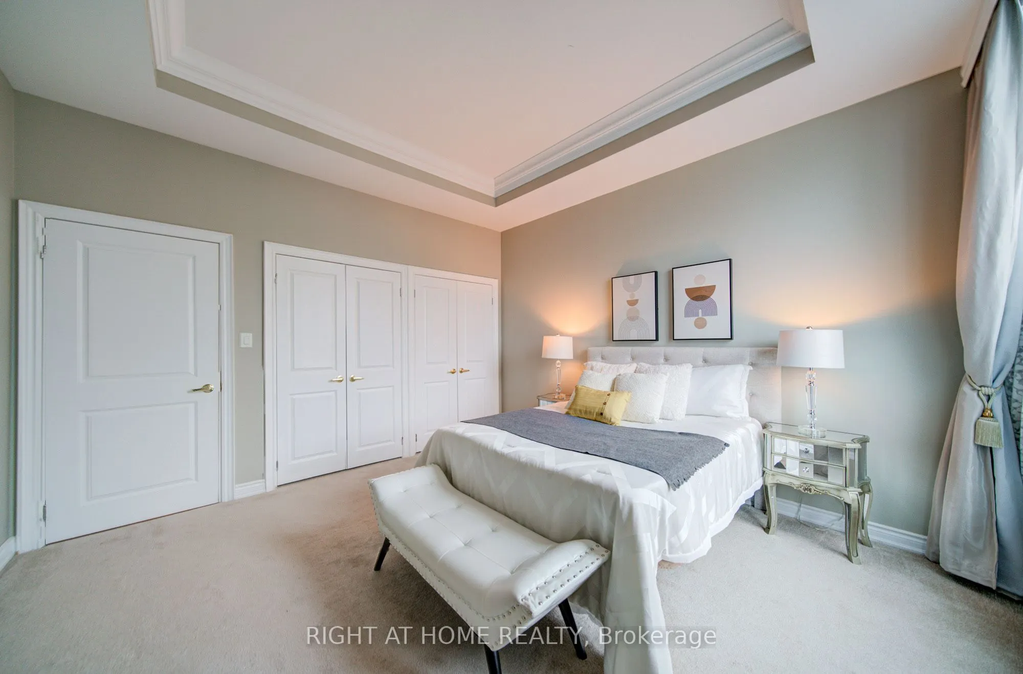 37 Ellen Street #PH06