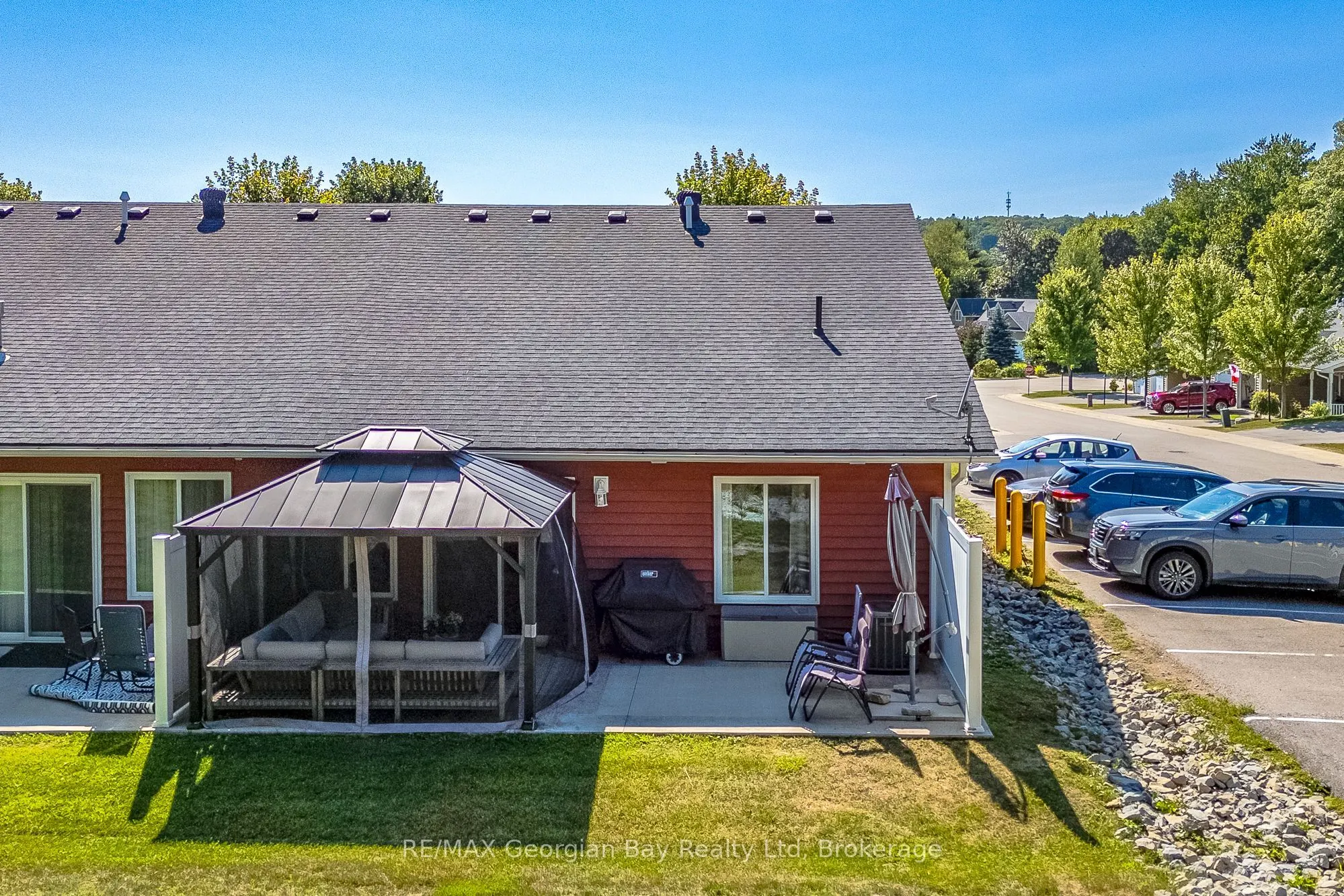 39 Chamberlain Crescent