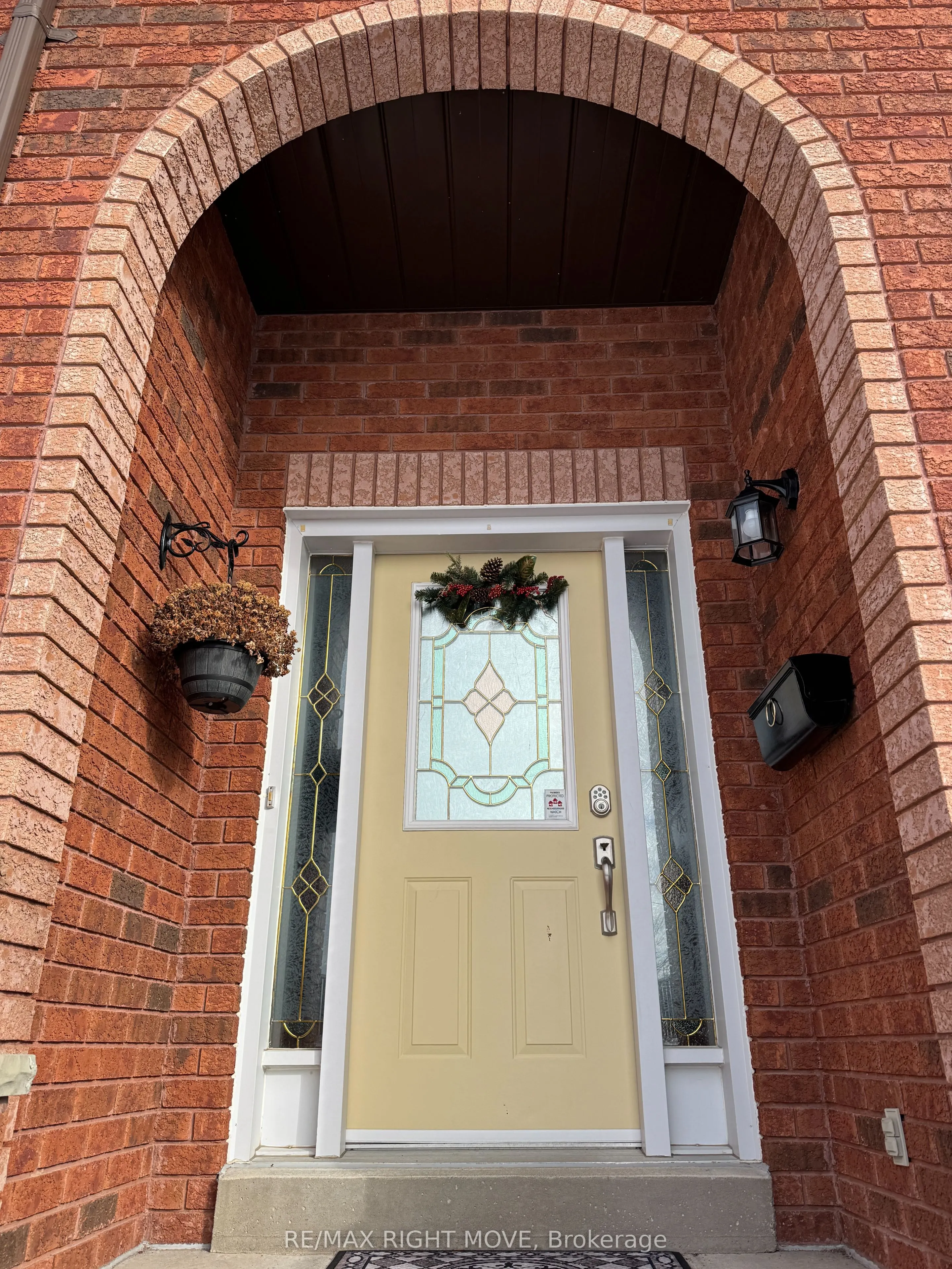 15 Watson Court