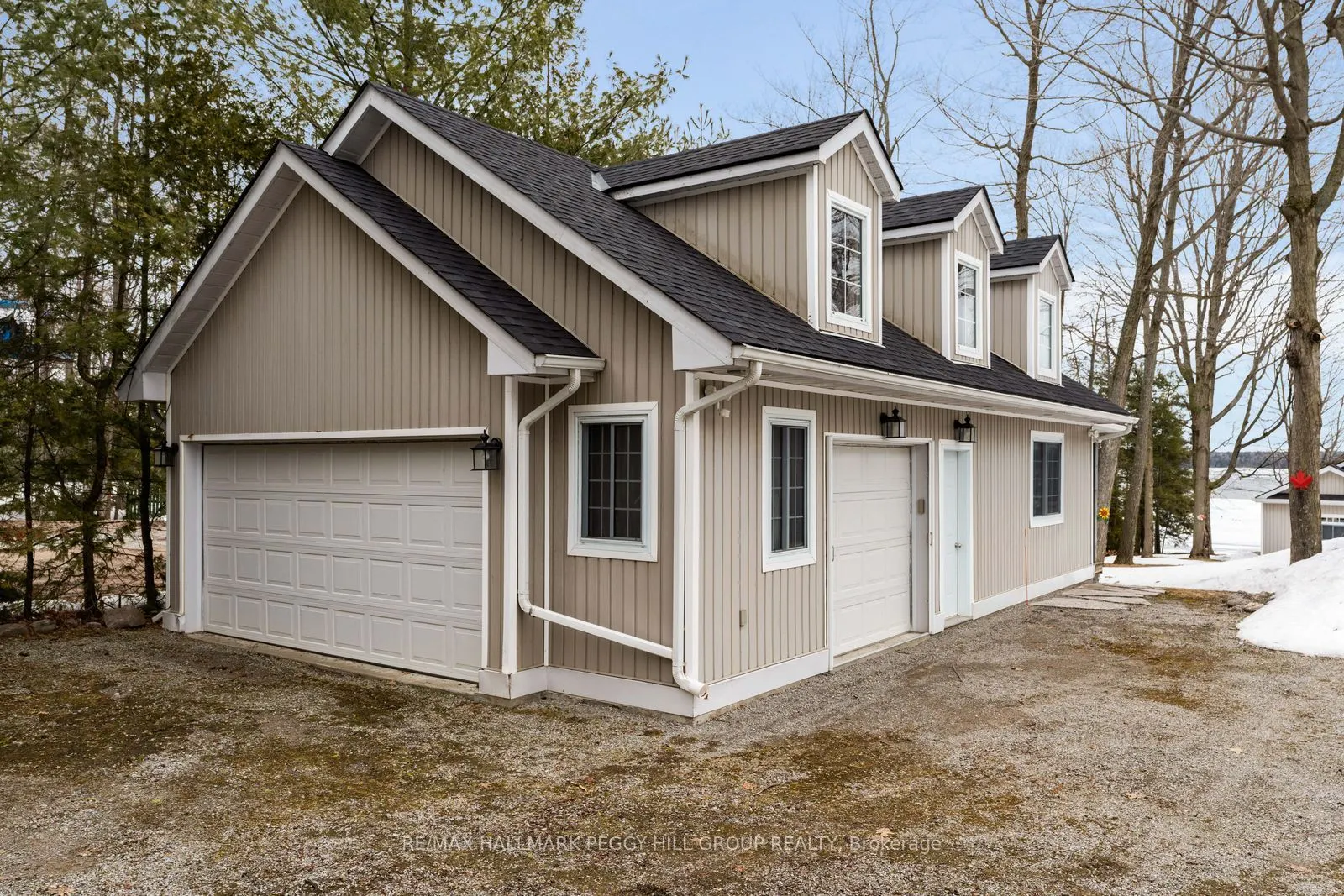 1449 Champlain Road