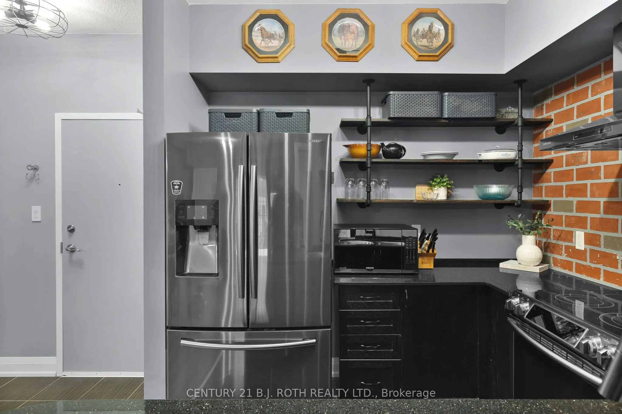 5 Greenwich Street #207