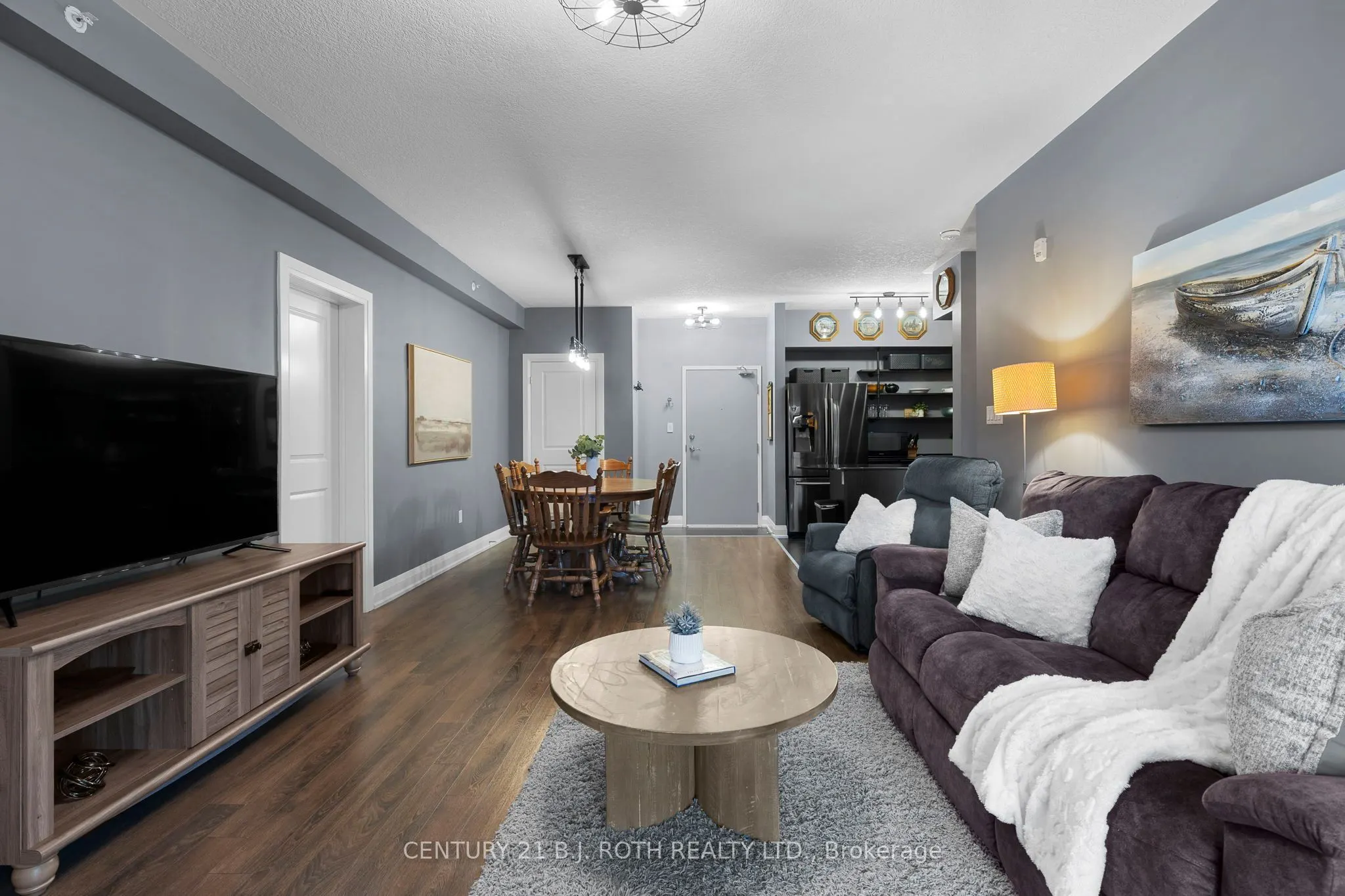 5 Greenwich Street #207