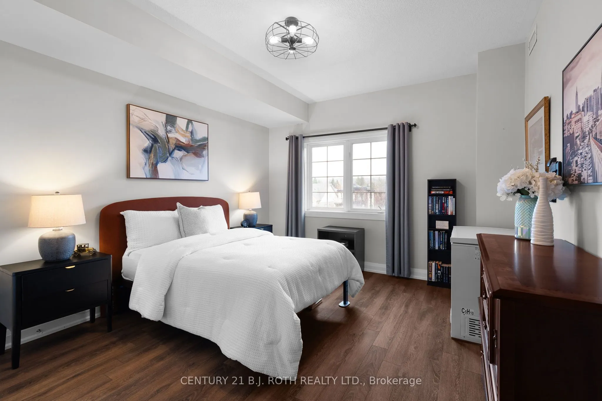 5 Greenwich Street #207