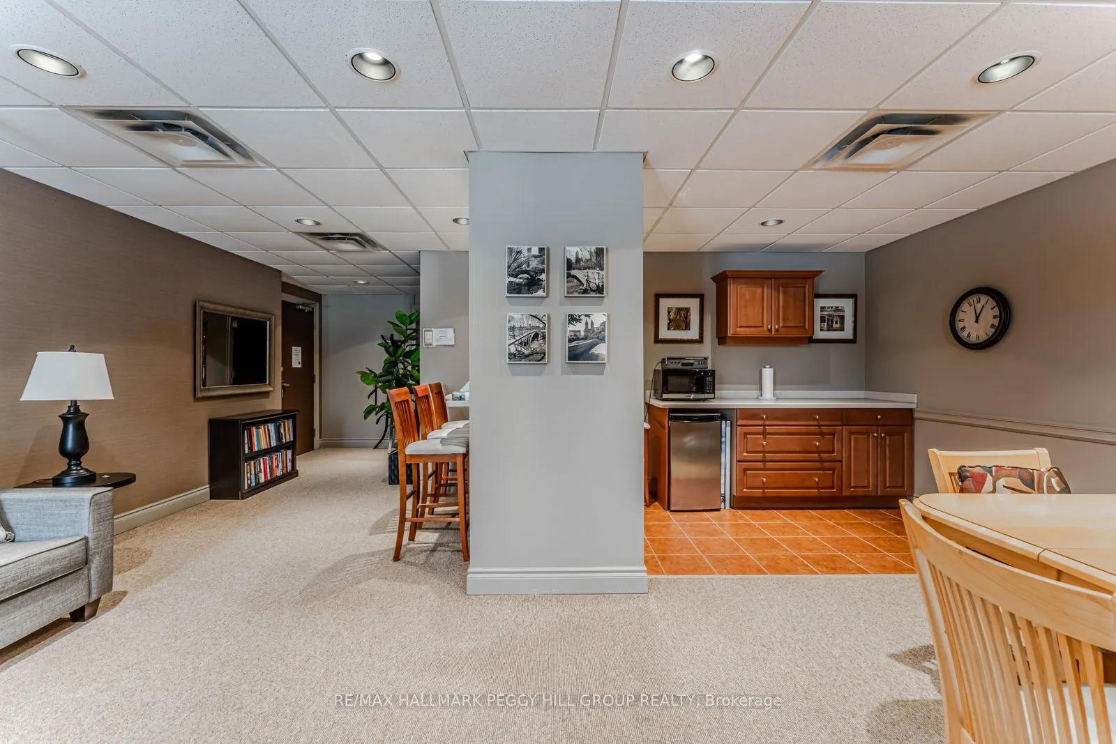200 Collier Street #104